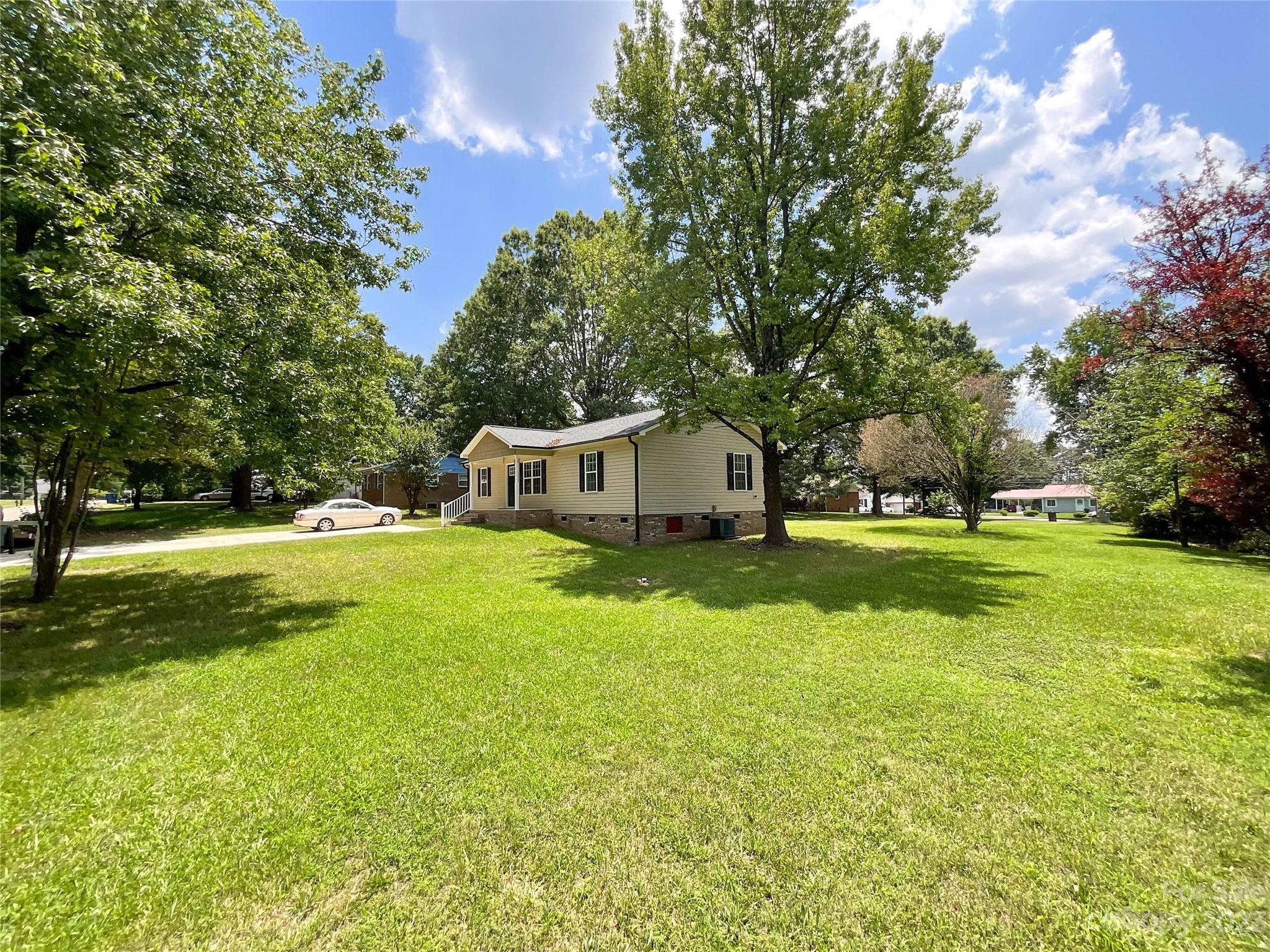 1523 E Liberty Street Property Photo 13