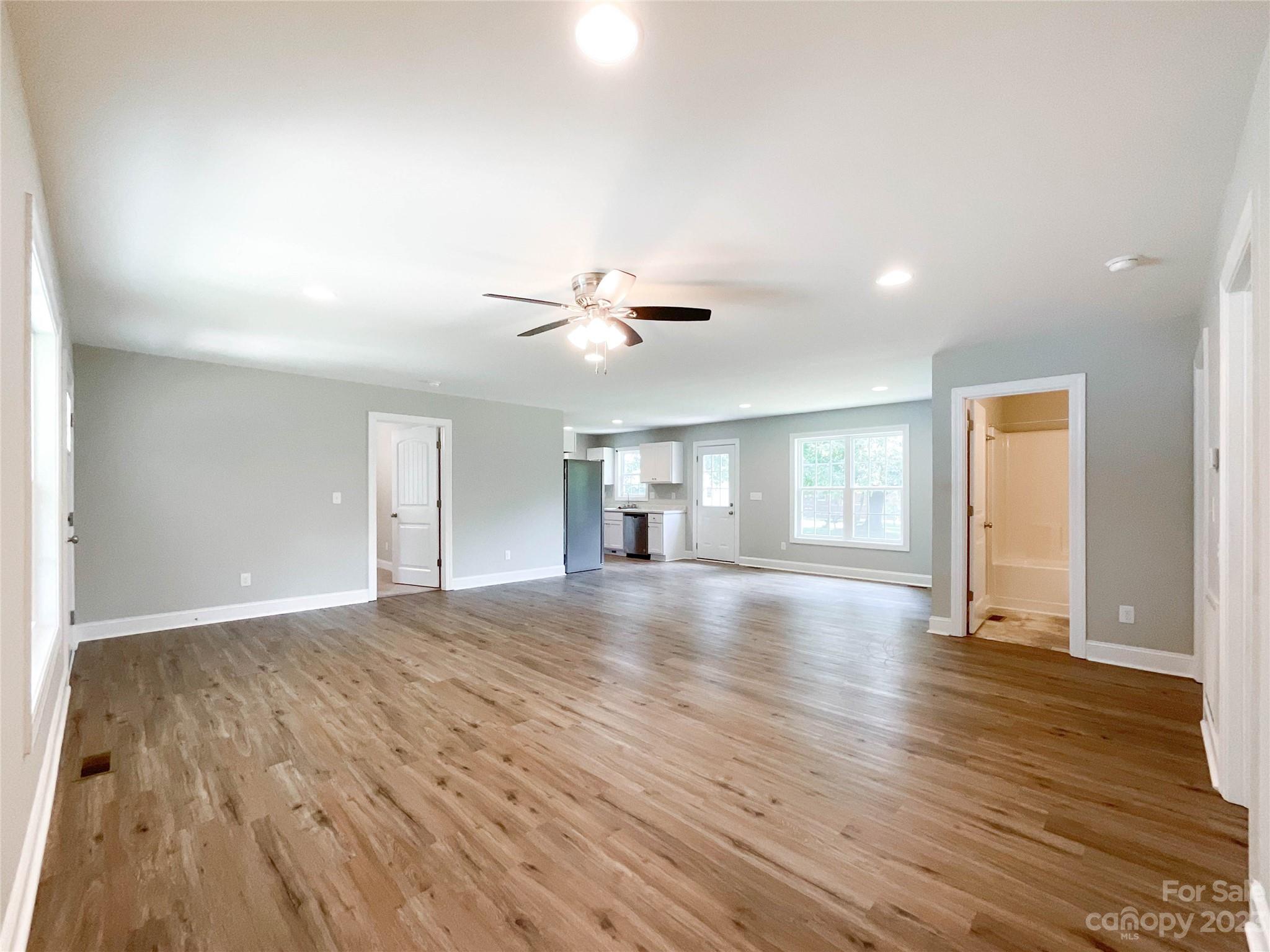 1523 E Liberty Street Property Photo 22