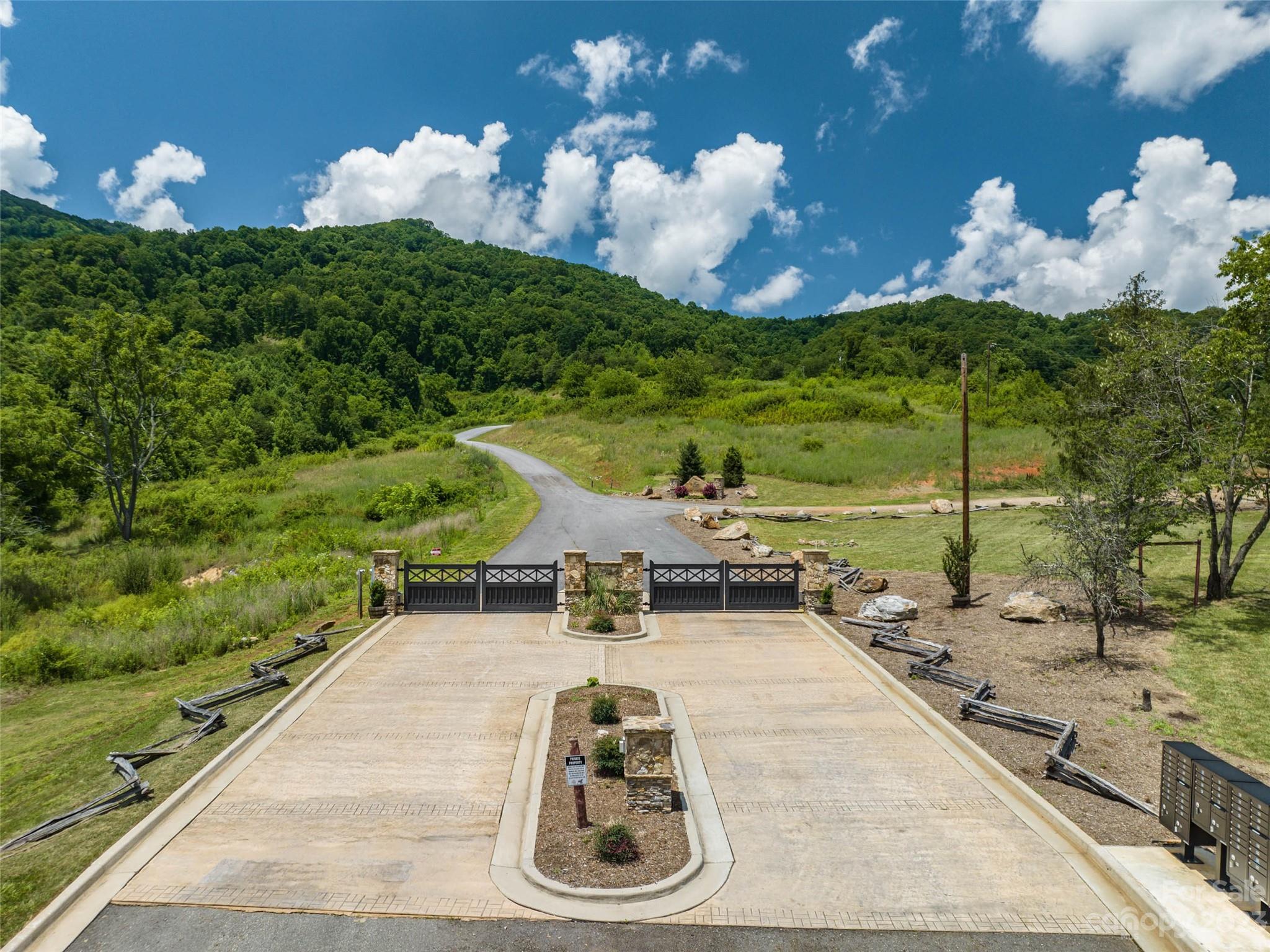99999 Summit View Drive 6 Property Photo 2