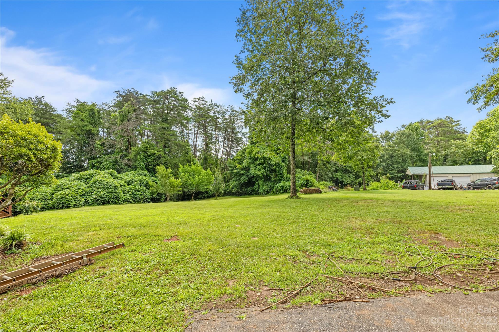 175 Lake View Drive Property Photo 4