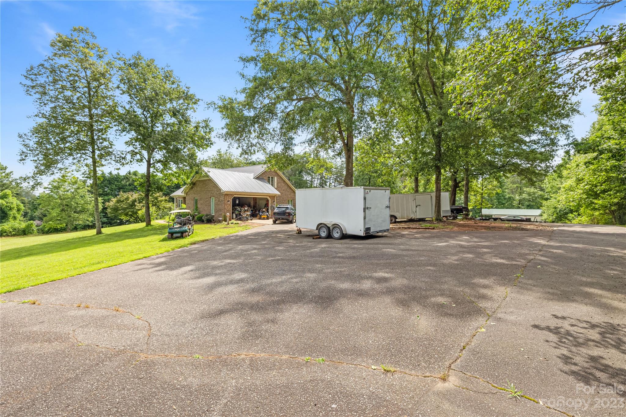 175 Lake View Drive Property Photo 8