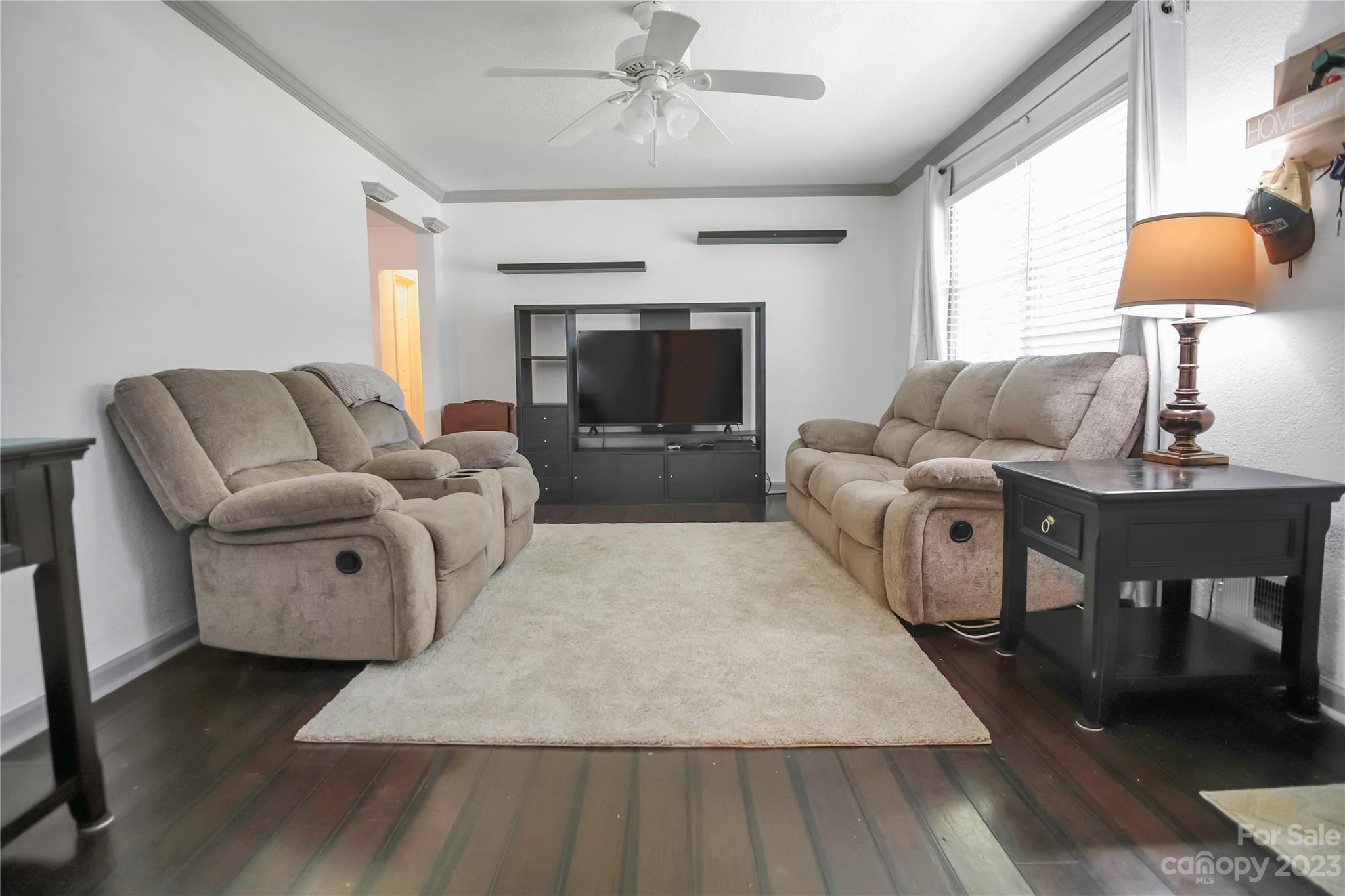 605 Jackson Street Property Photo 8