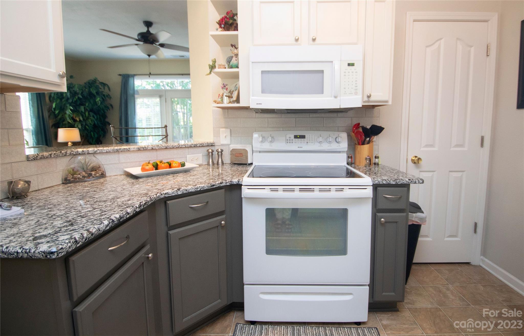 6319 Rhodins Lane Property Photo 8