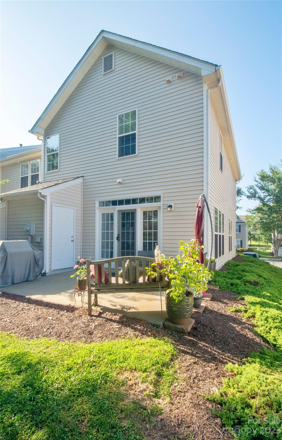 6319 Rhodins Lane Property Photo 32