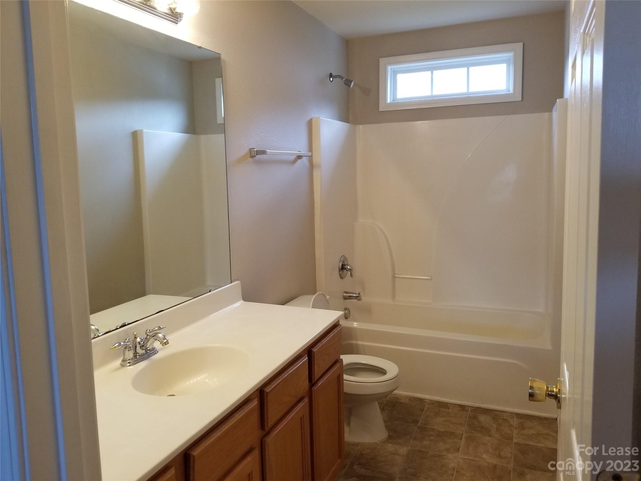 13410 Tartarian Court Property Photo 7