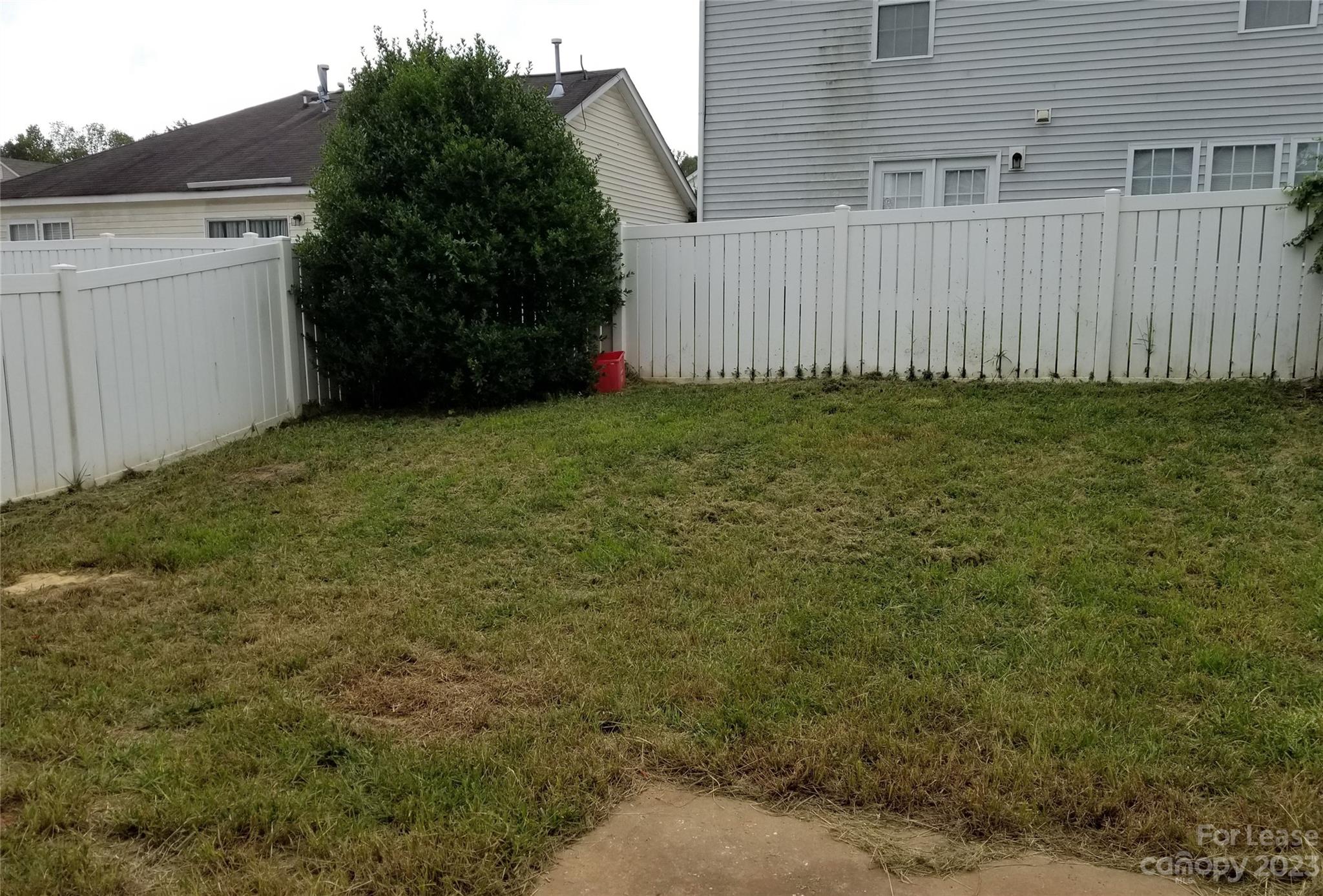 13410 Tartarian Court Property Photo 9