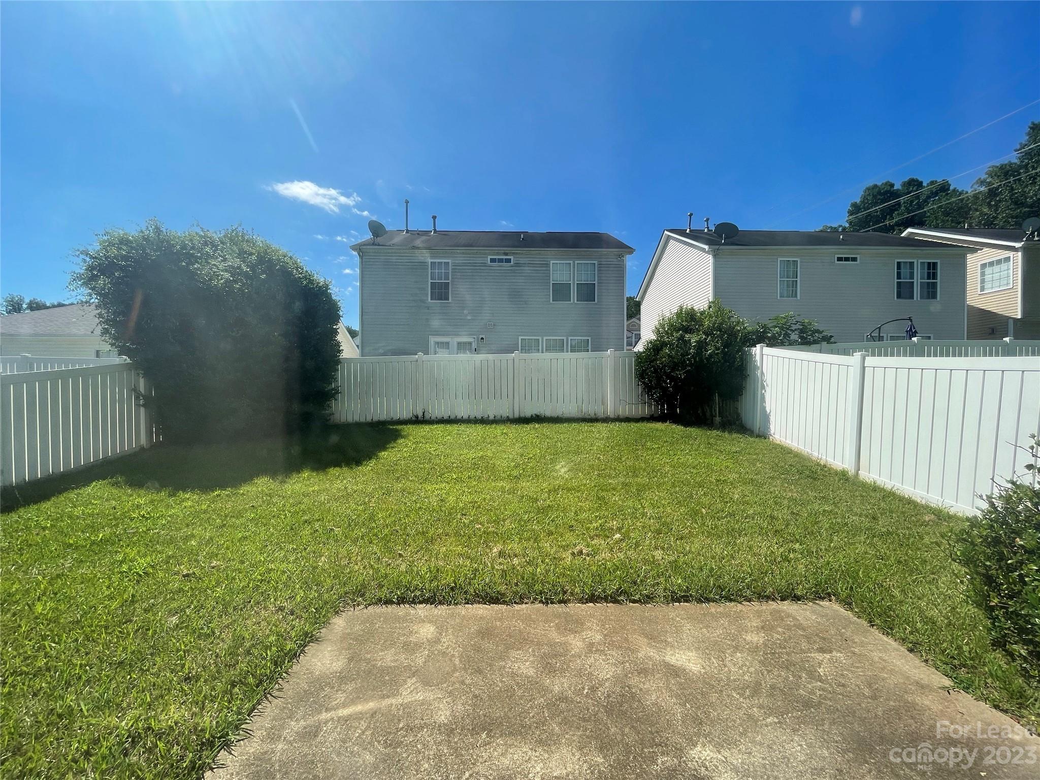 13410 Tartarian Court Property Photo 13