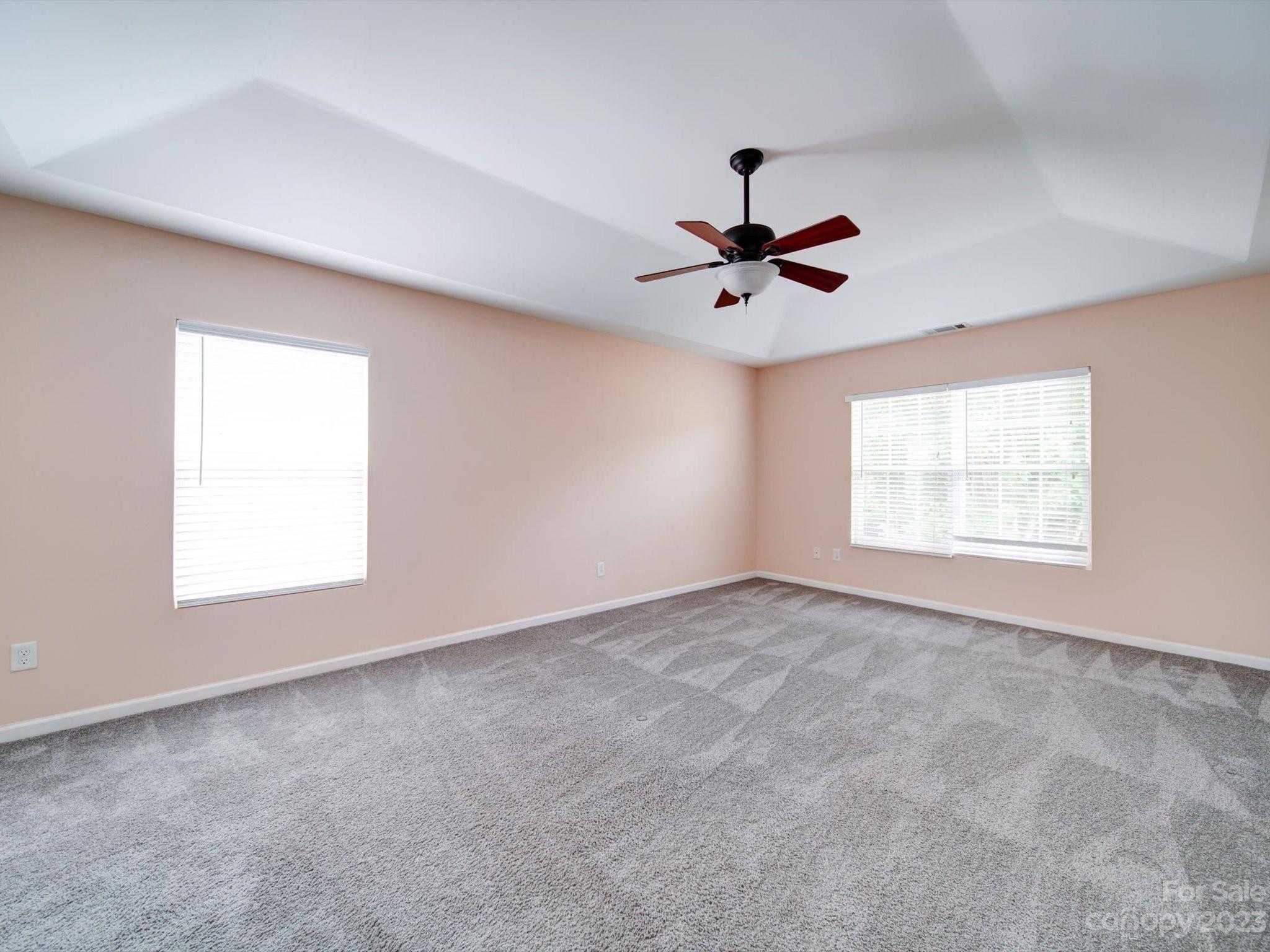 9221 Seamill Road Property Photo 19
