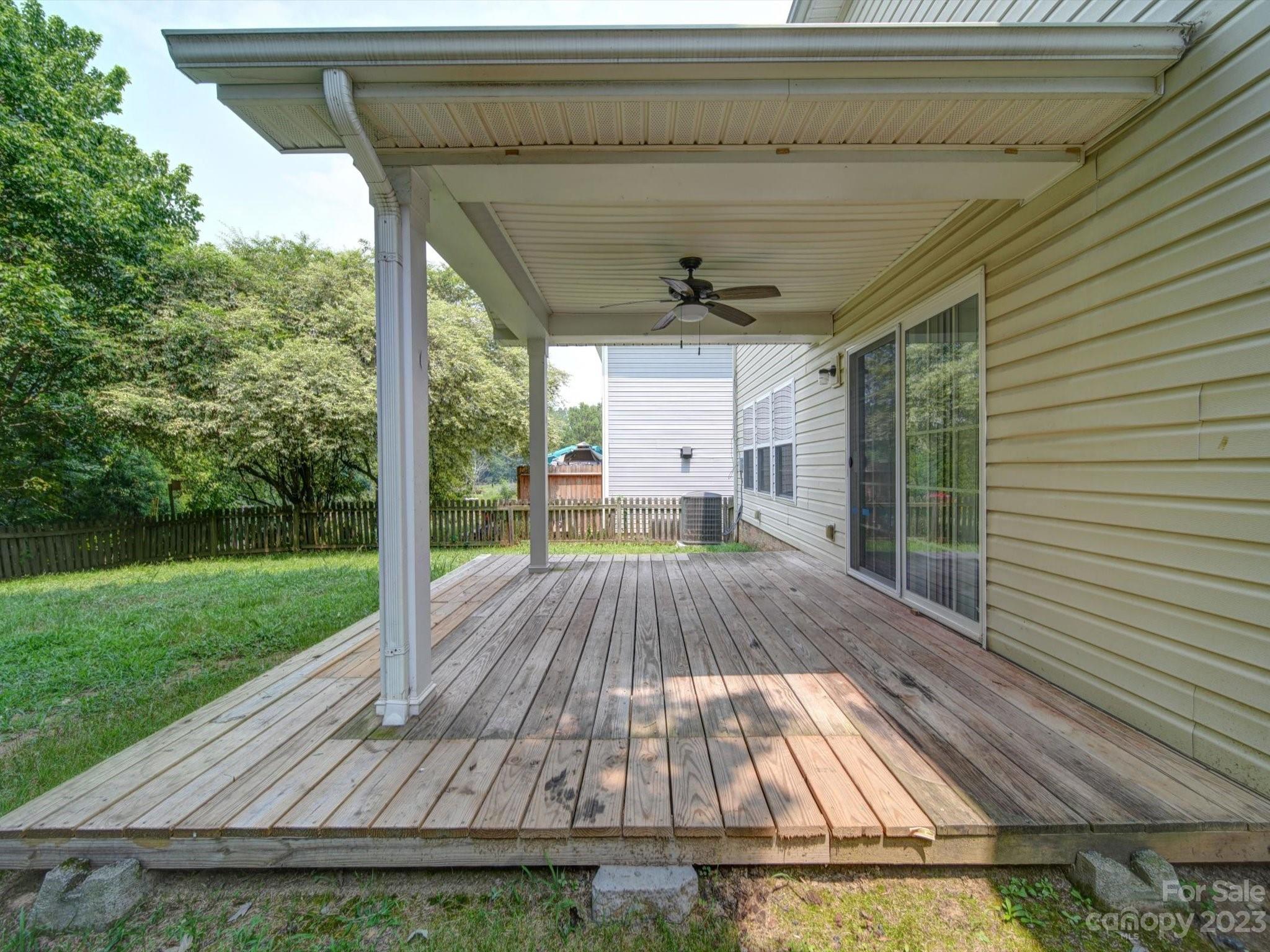 9221 Seamill Road Property Photo 34