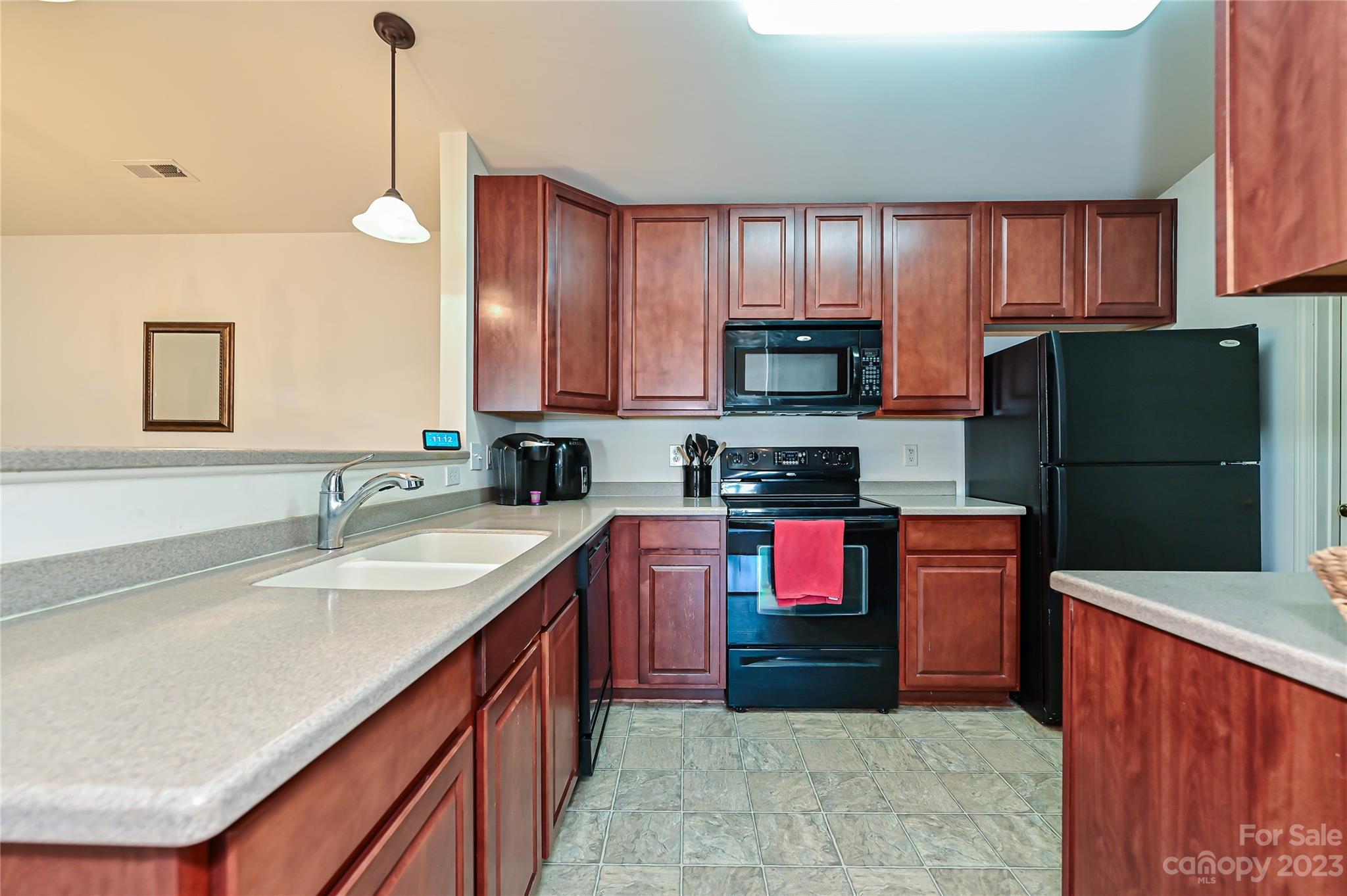 9127 Mcdowell Creek Court Property Photo 5