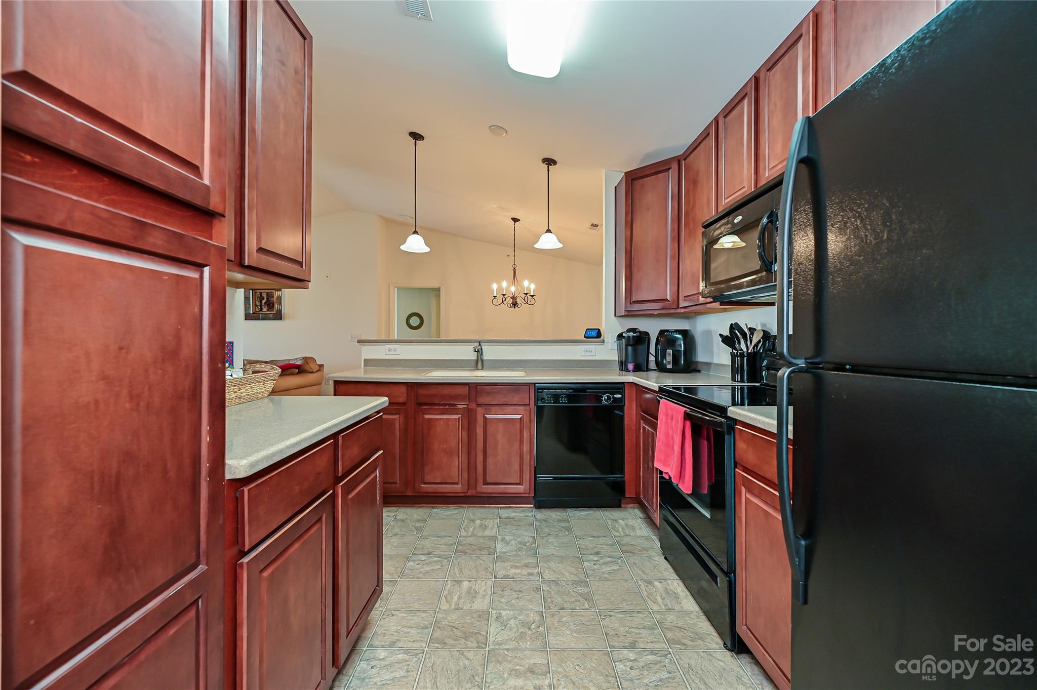 9127 Mcdowell Creek Court Property Photo 8