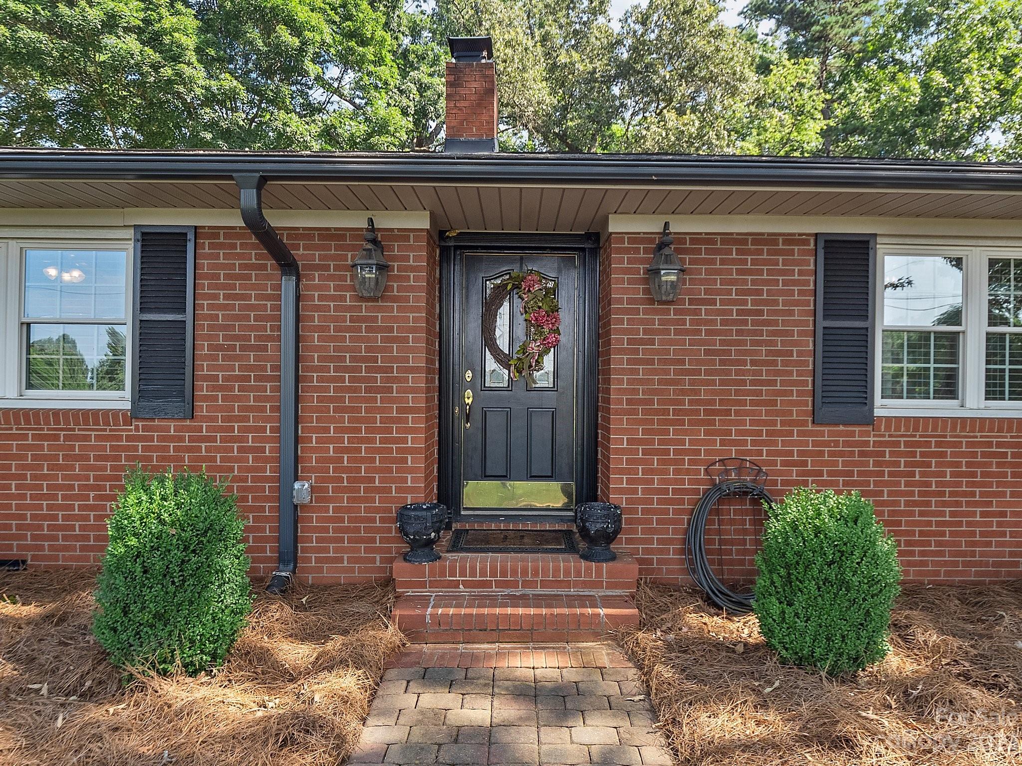 409 E Unionville Indian Trail Road Property Photo 5