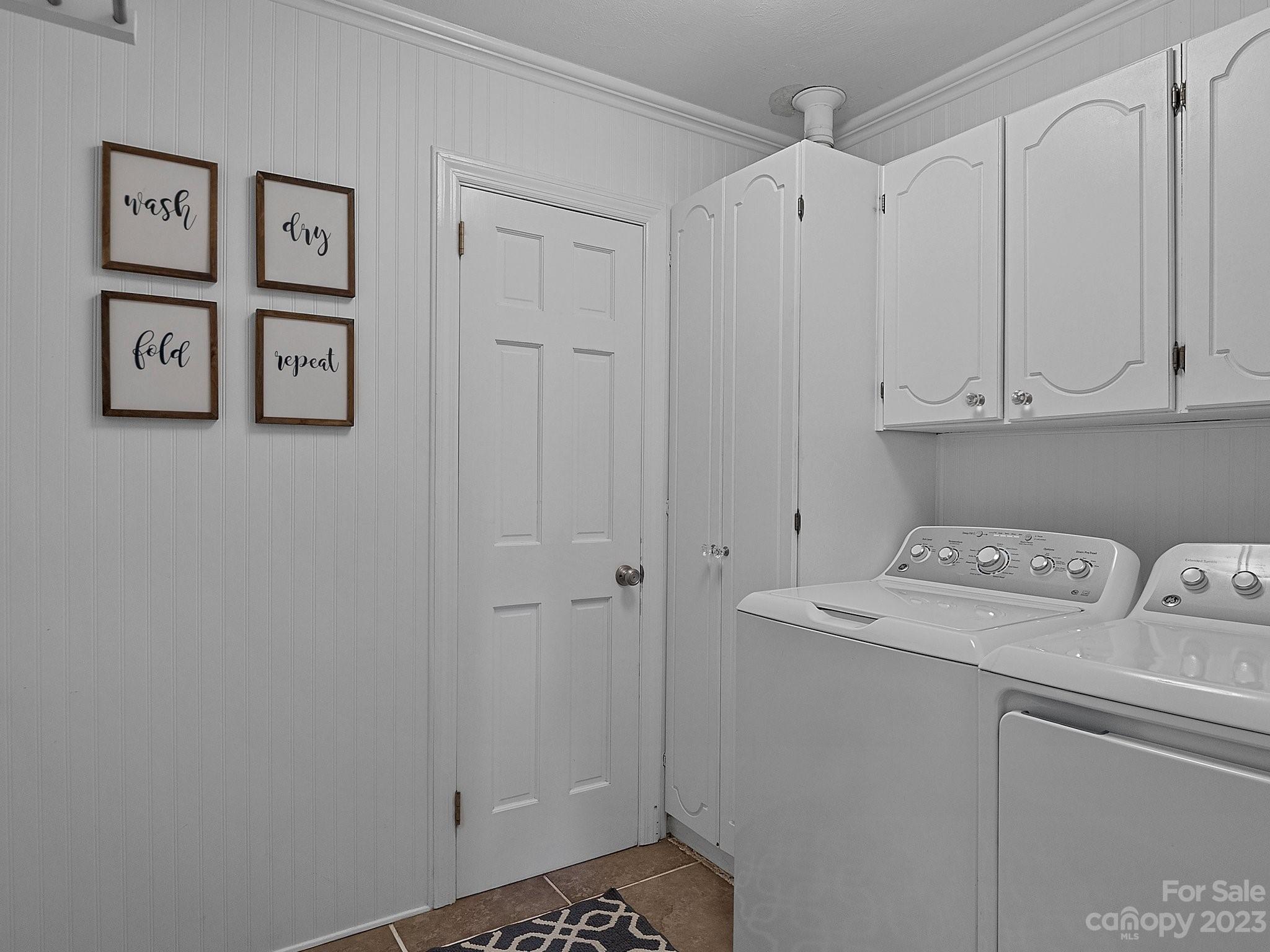 409 E Unionville Indian Trail Road Property Photo 13