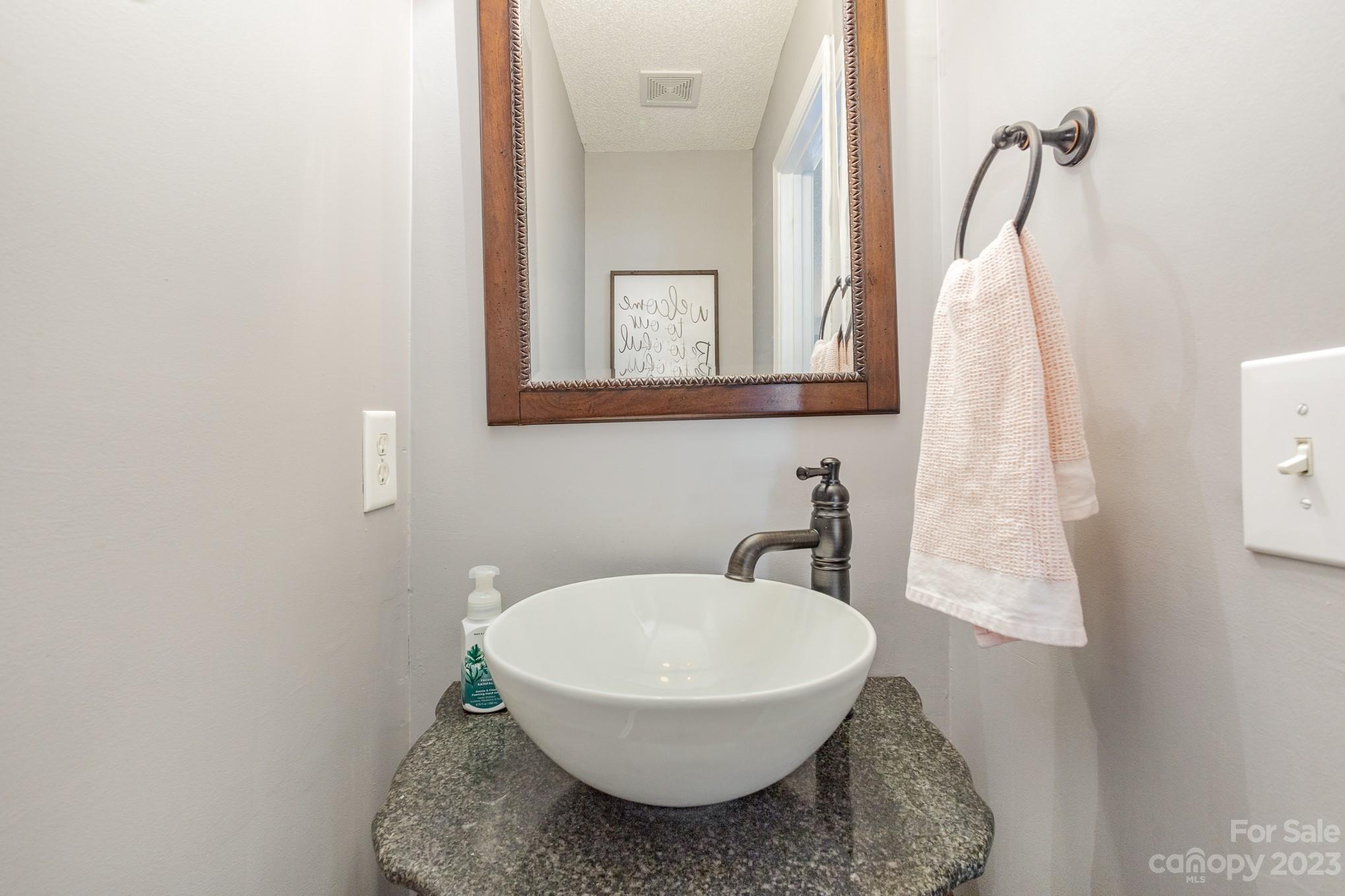927 Hatley Burris Road Property Photo 17