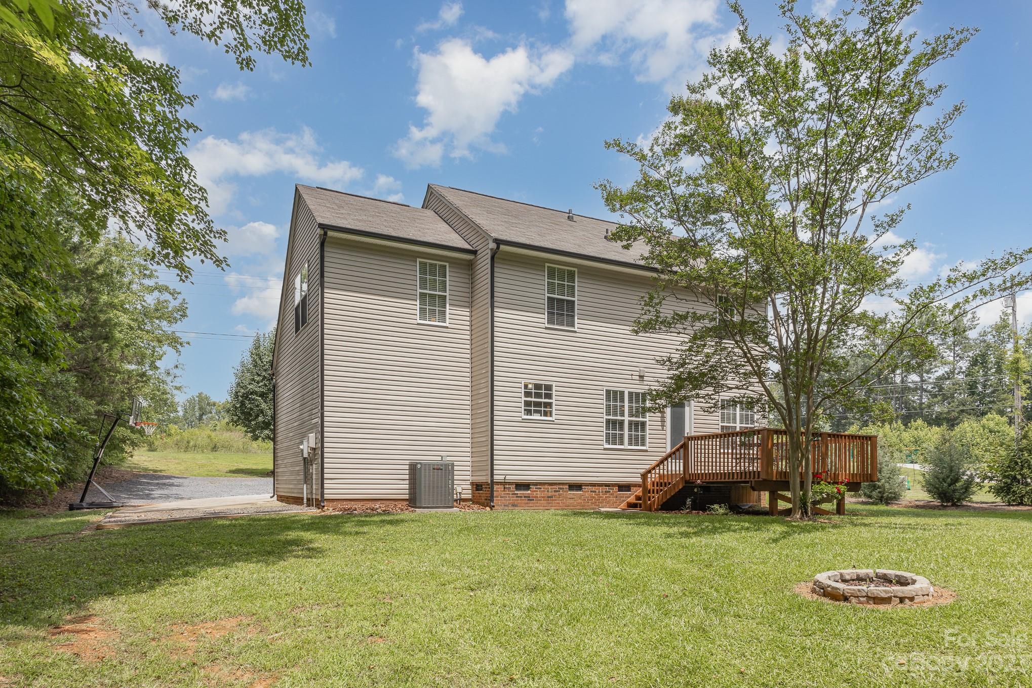 927 Hatley Burris Road Property Photo 30