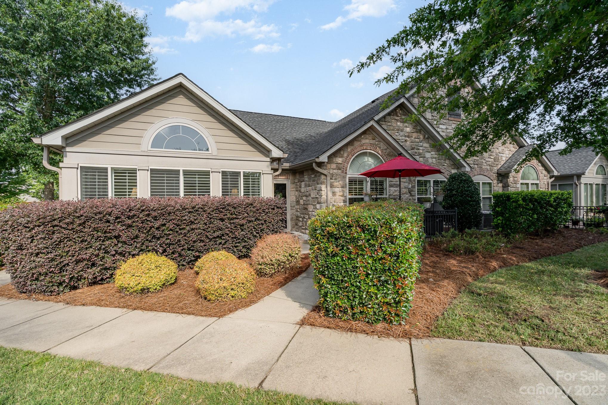 757 Ledgestone Court Property Photo 1