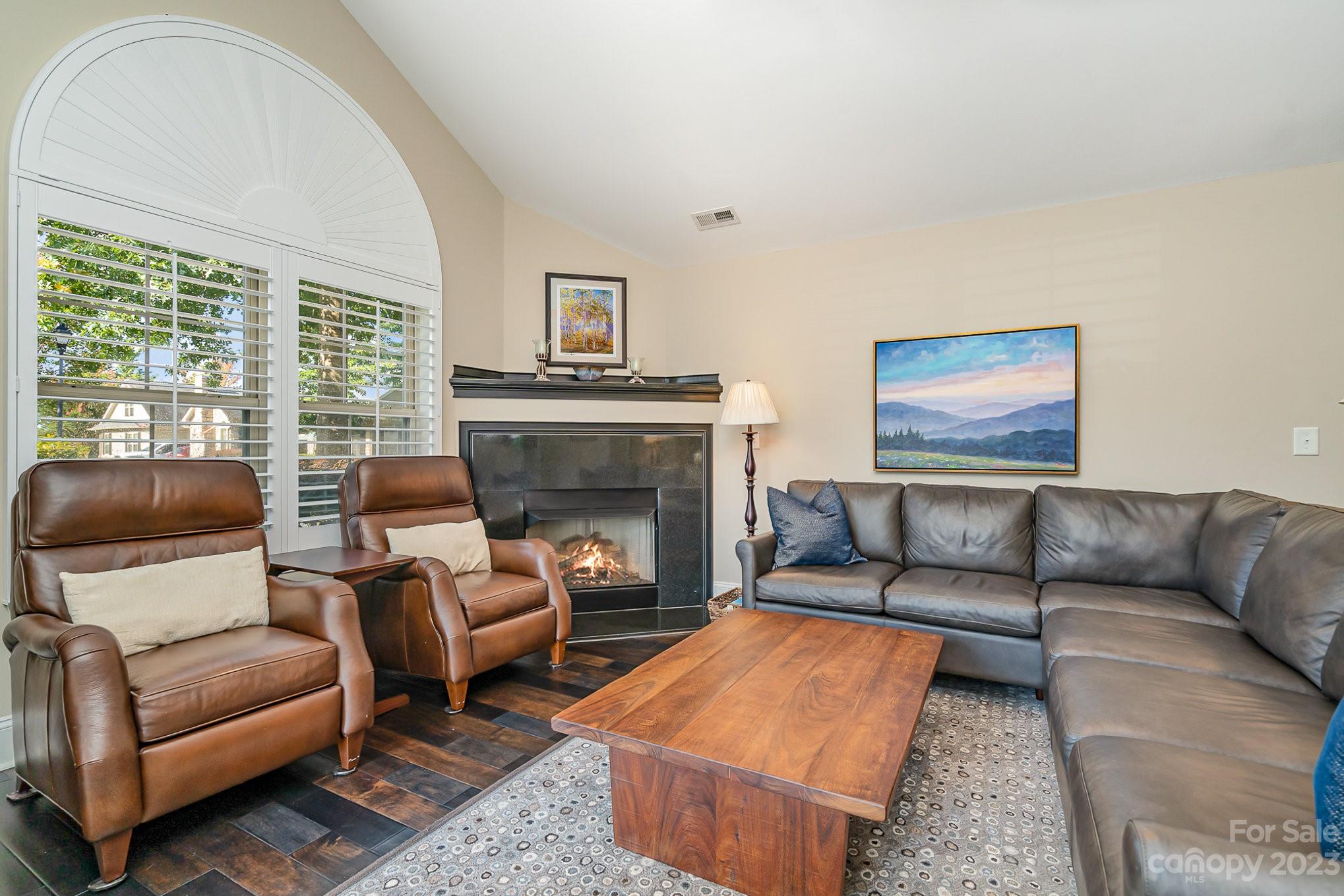 757 Ledgestone Court Property Photo 8