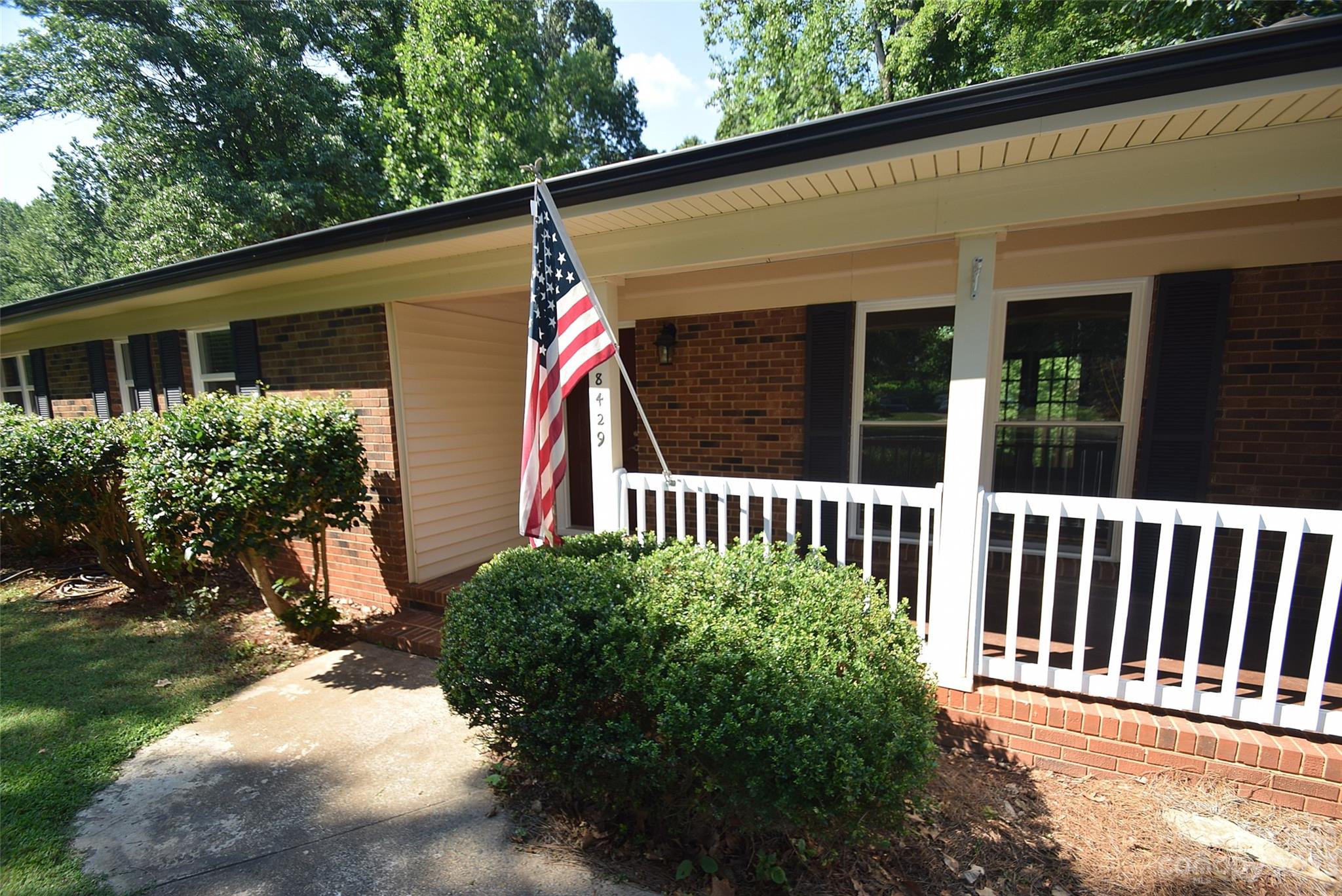 8429 Fieldwood Road Property Photo 2