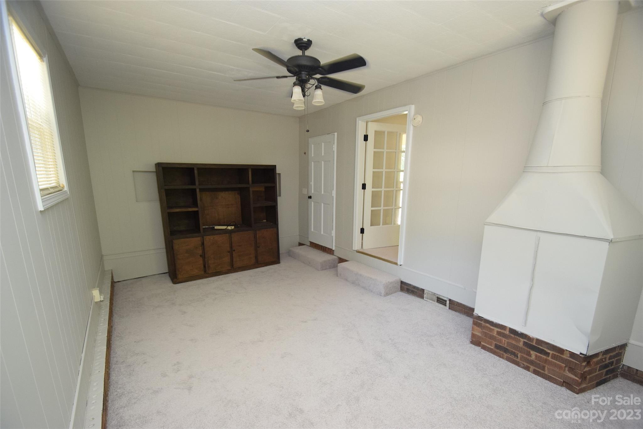 8429 Fieldwood Road Property Photo 14