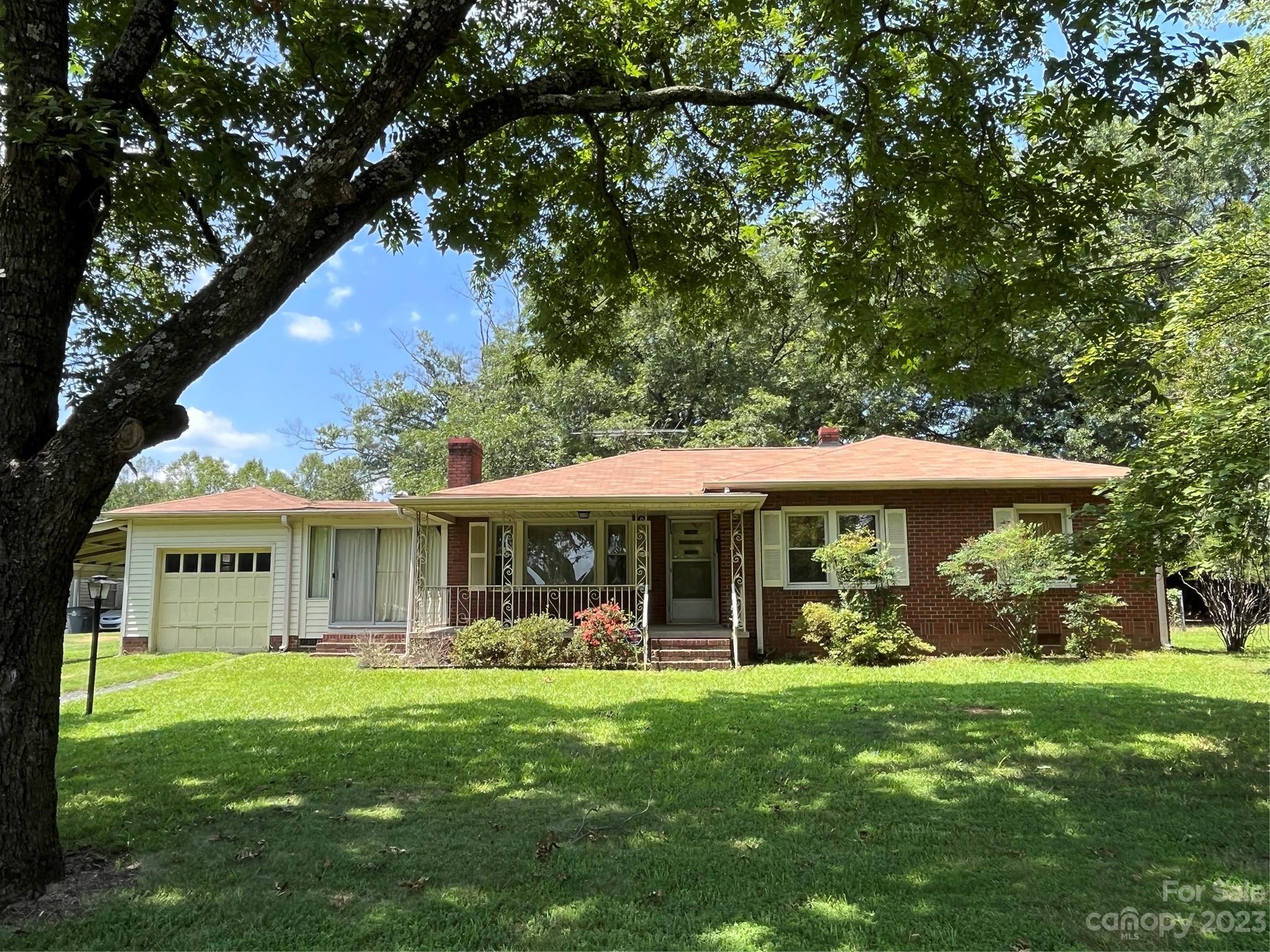 1818 Pennsylvania Avenue Property Photo 1