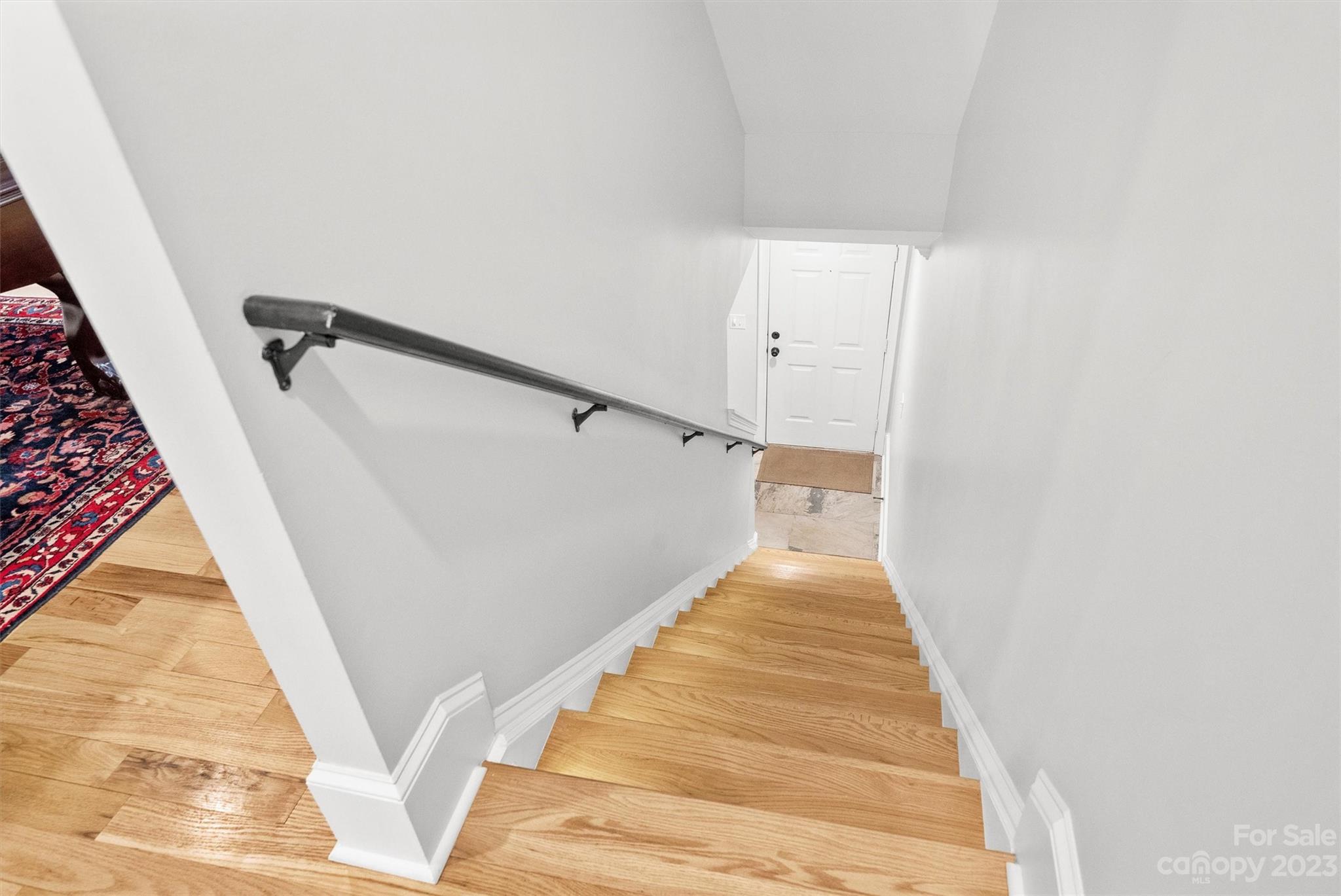 618 Raya Court Property Photo 30