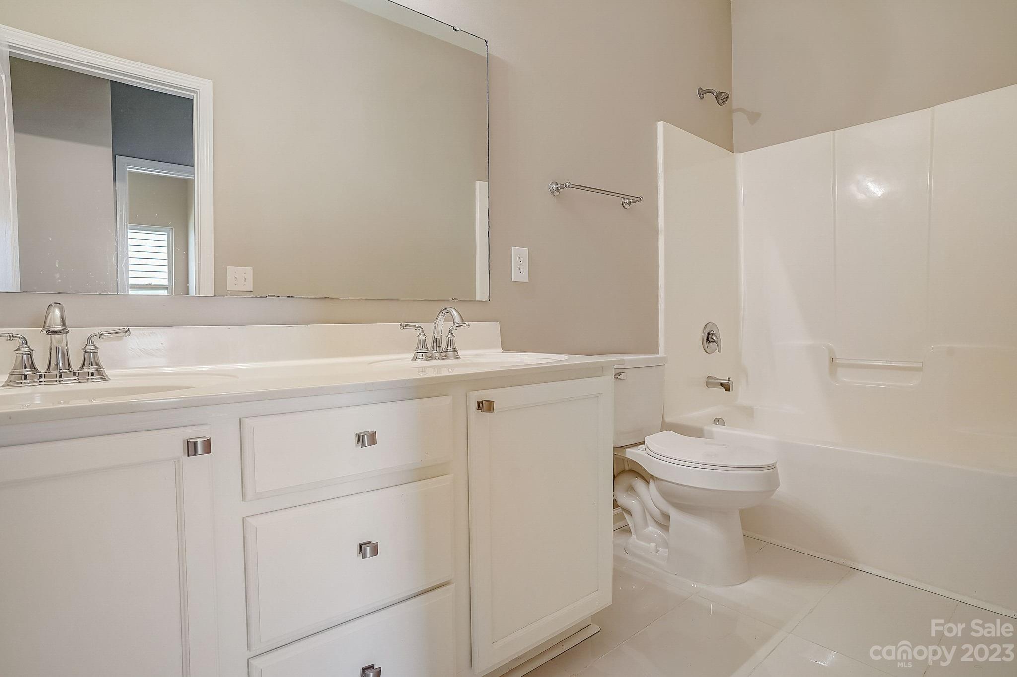 1815 Charbray Lane Property Photo 10