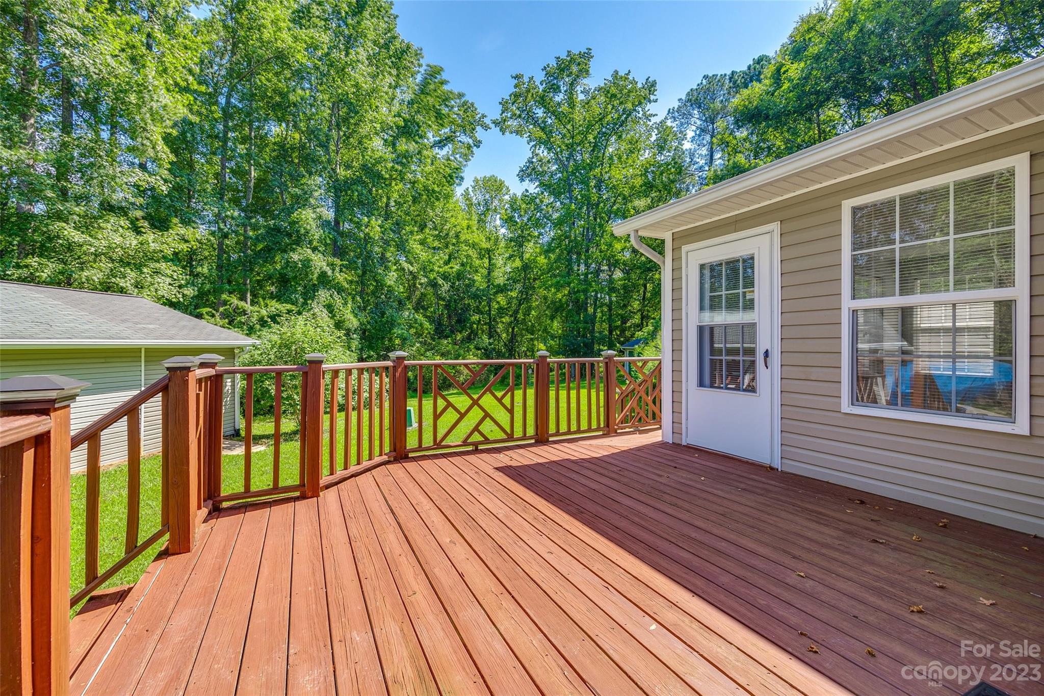 3539 Autumn Lake Drive Property Photo 28