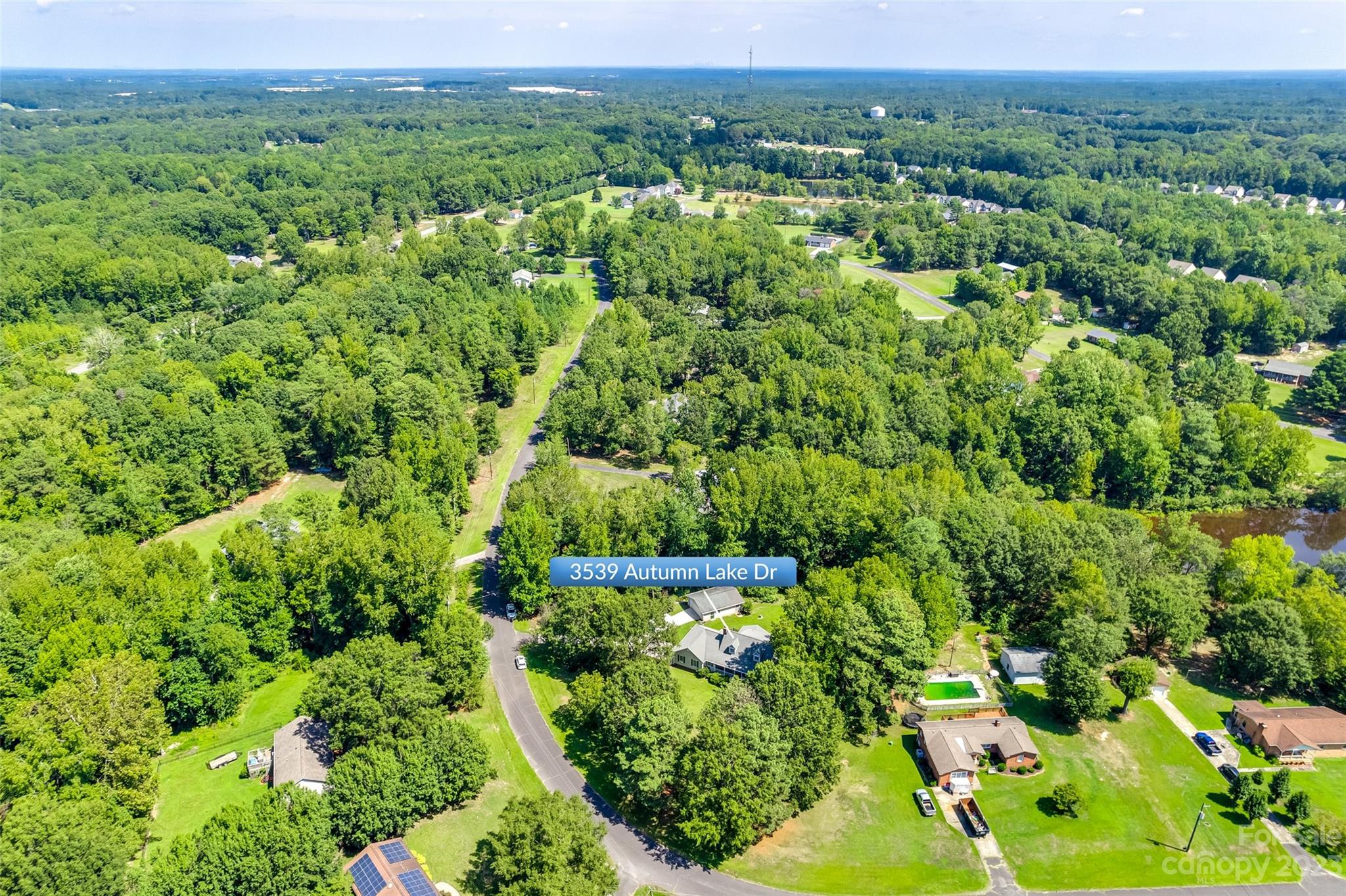 3539 Autumn Lake Drive Property Photo 46