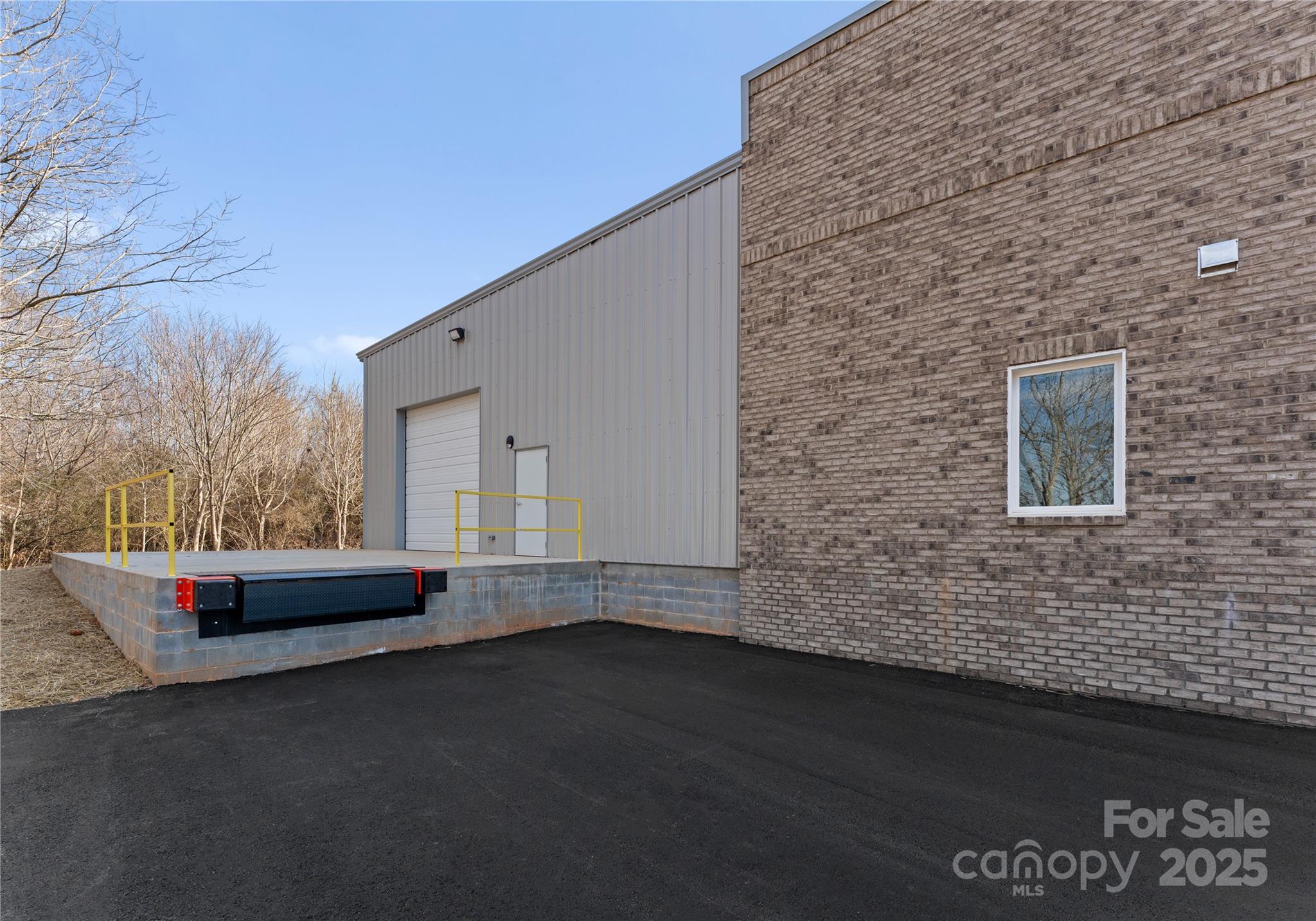 123 Locust Level Drive Property Photo 4