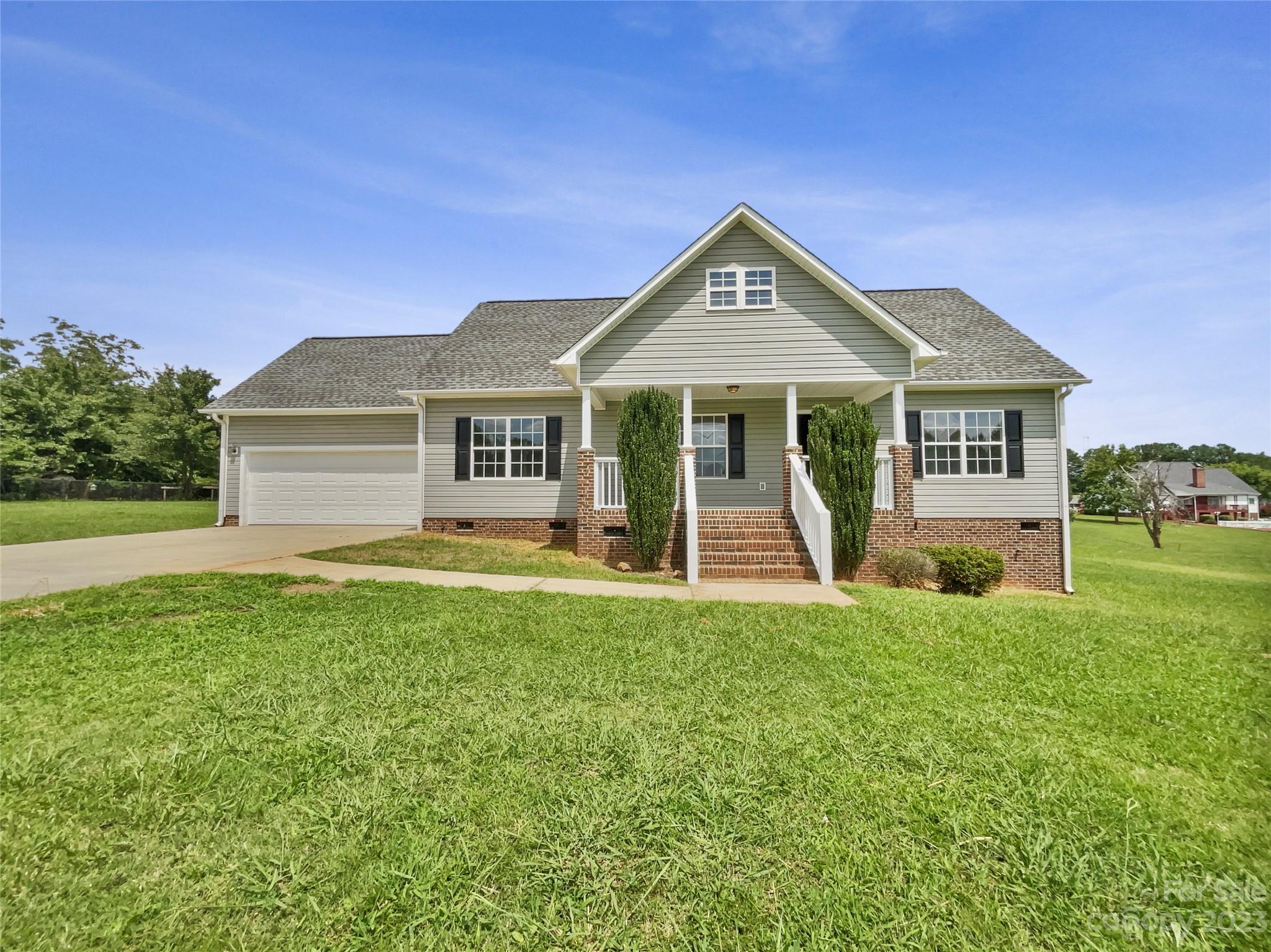 978 Tirzah Road Property Photo 1