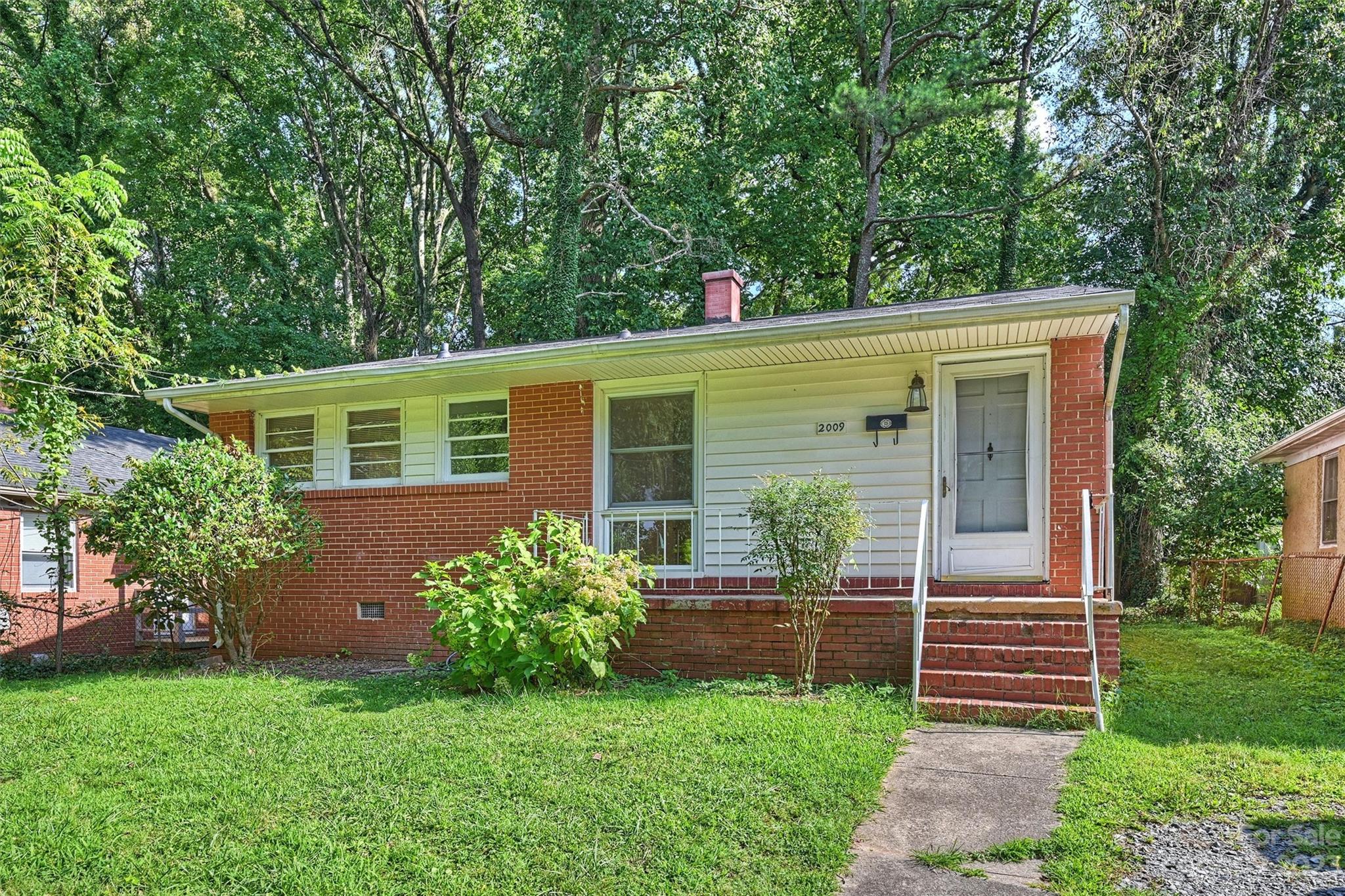 2009 St Mark Street Property Photo