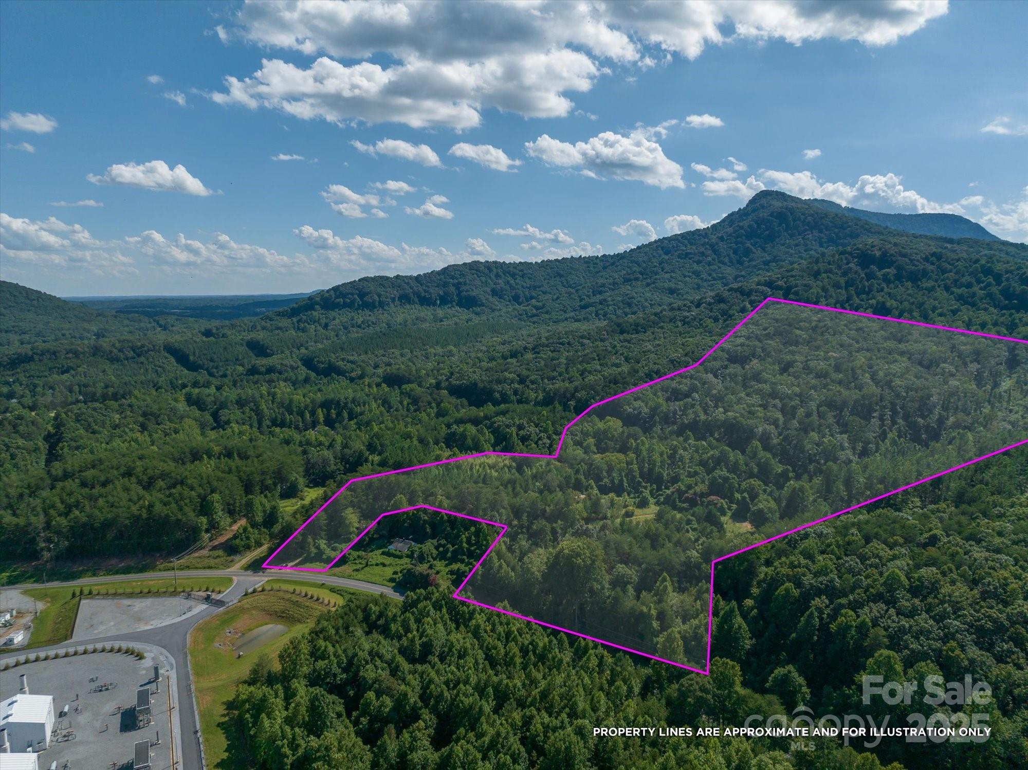 823 Silver Creek Road Property Photo 9