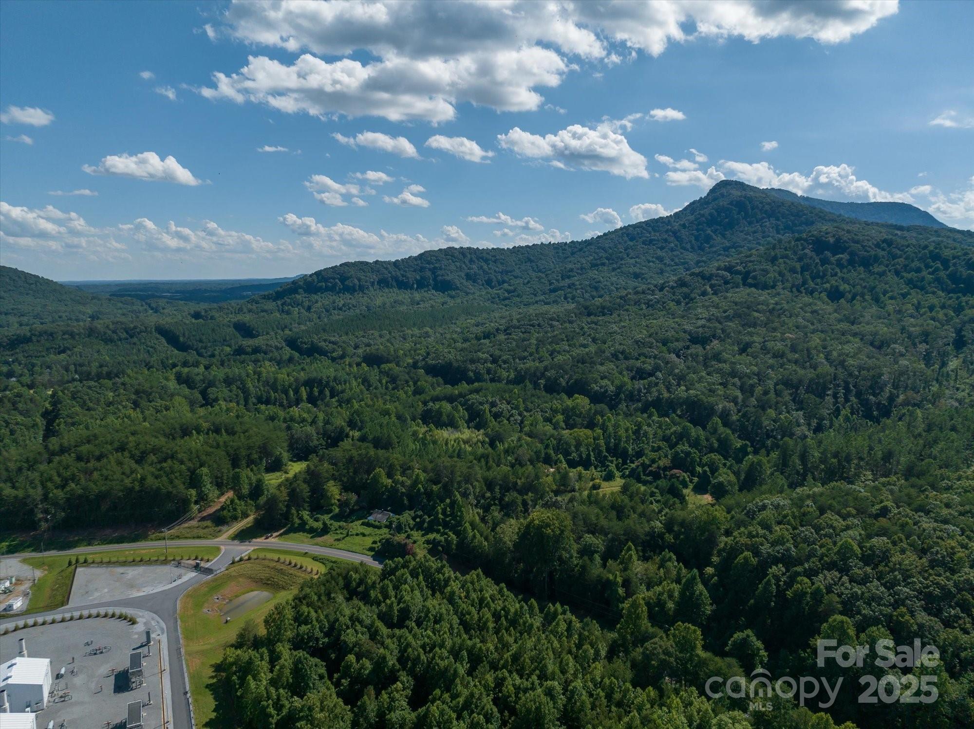 823 Silver Creek Road Property Photo 13