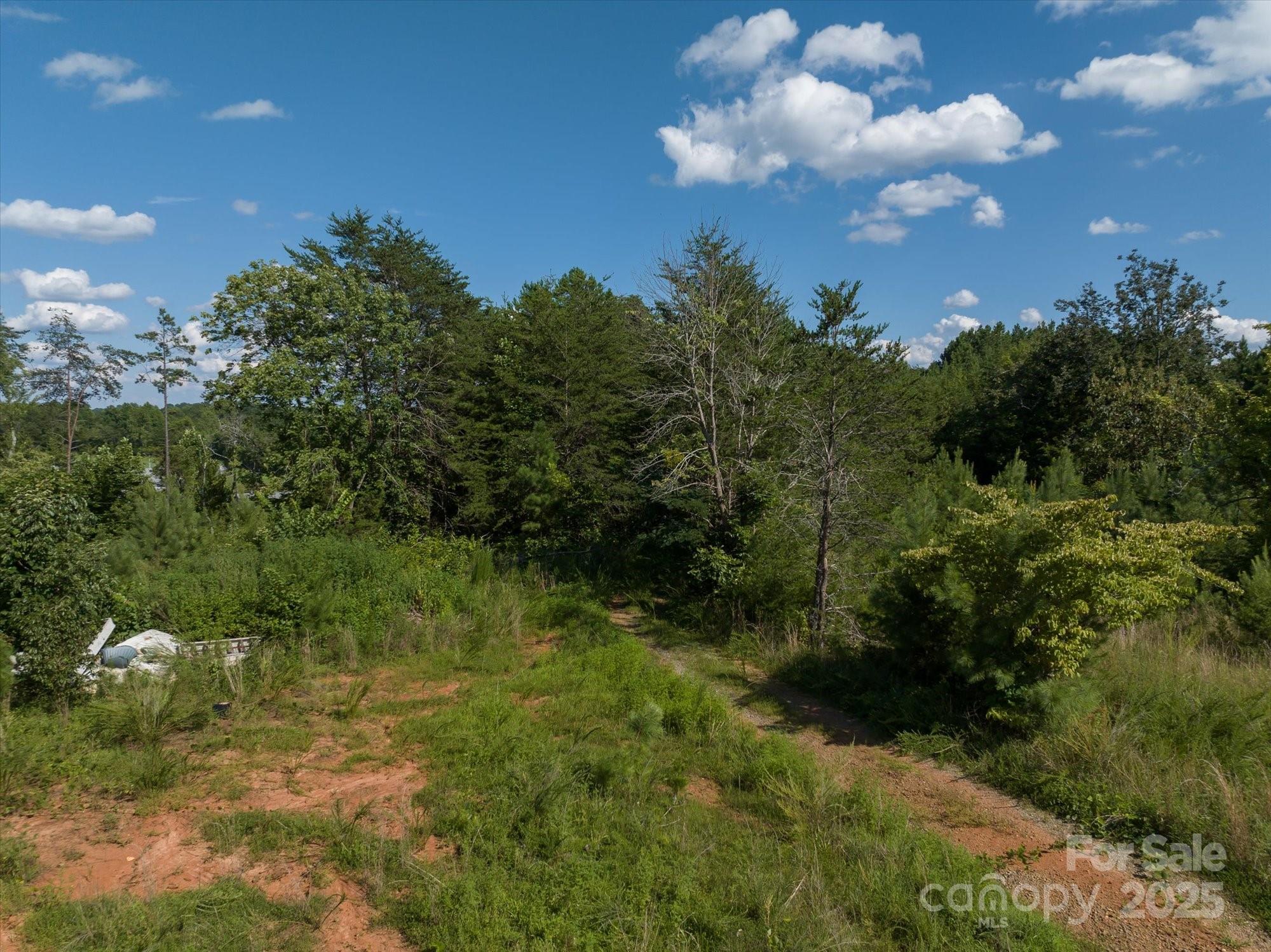 823 Silver Creek Road Property Photo 18