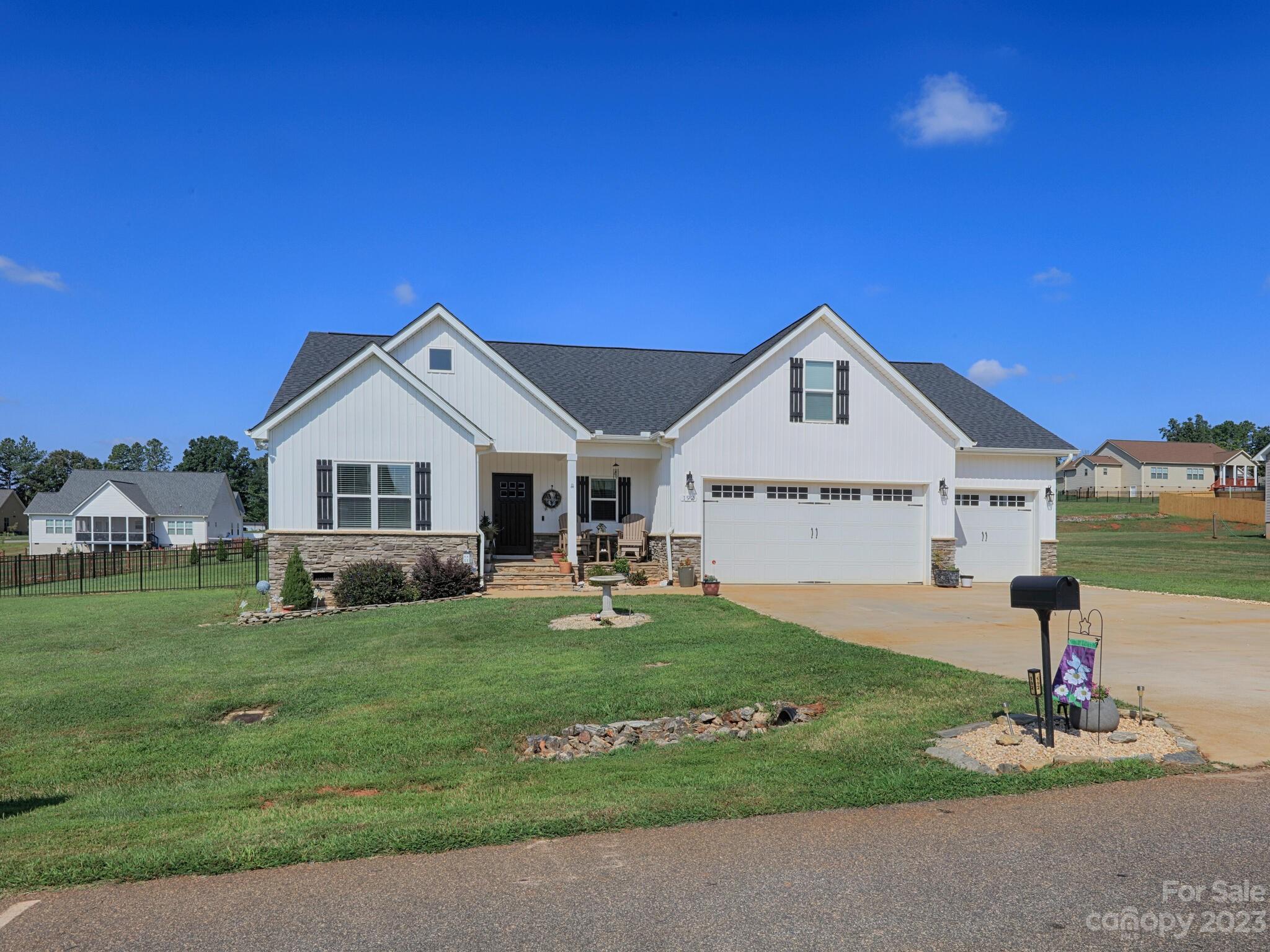 192 Staffordshire Drive Property Photo 1