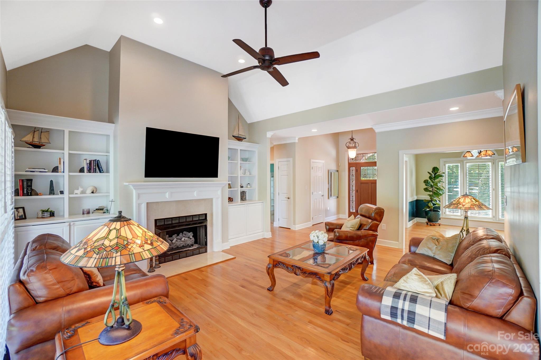 21038 Decora Drive Property Photo 6