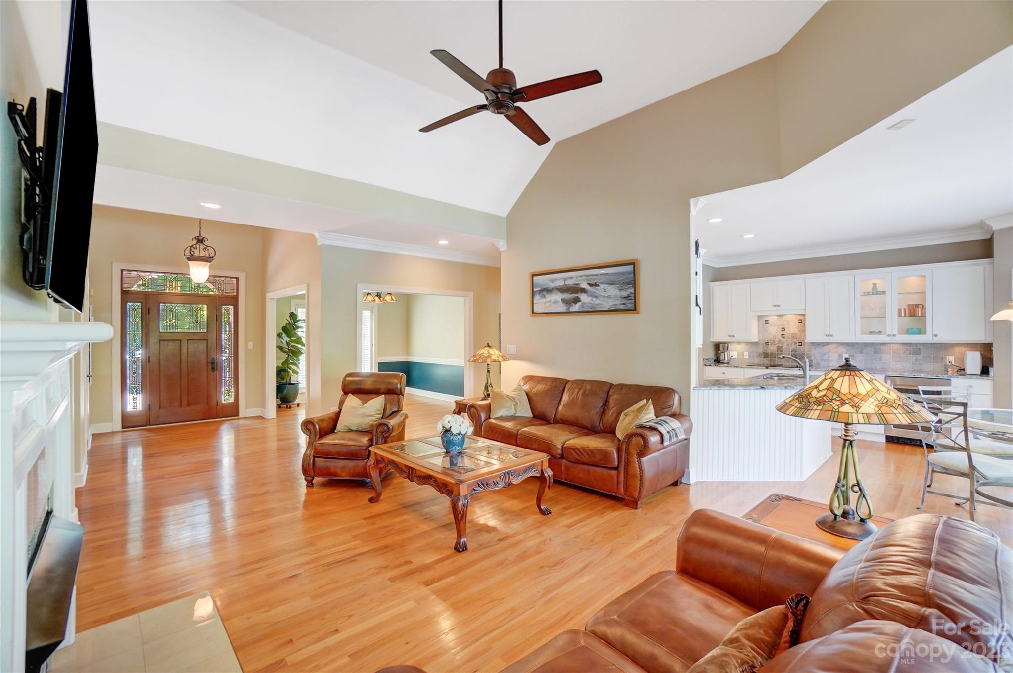 21038 Decora Drive Property Photo 7