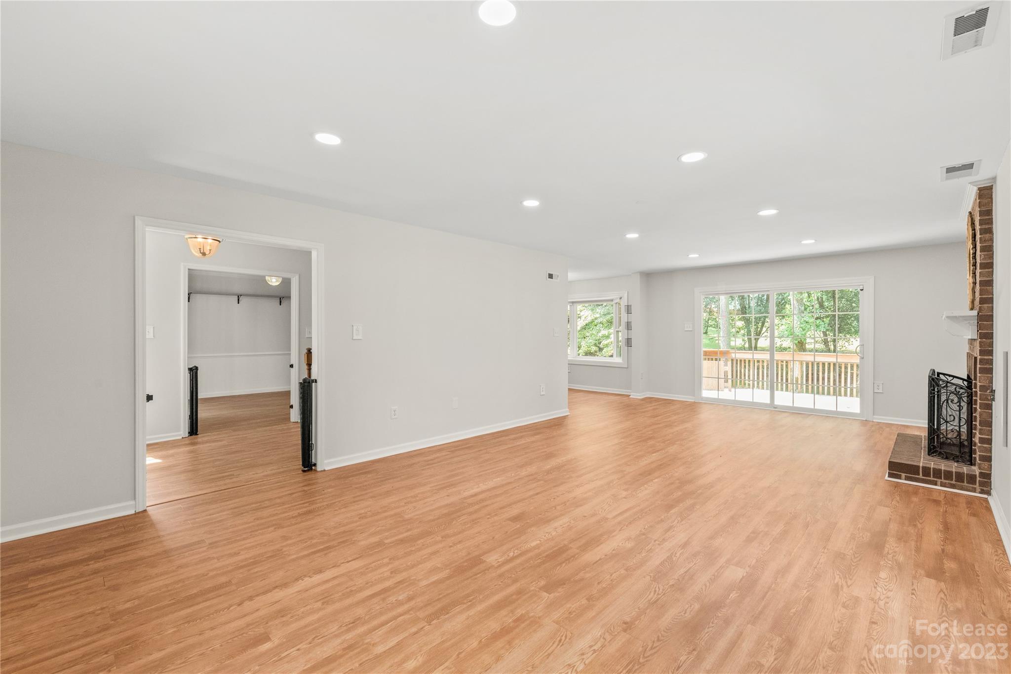 9400 Harlow Creek Road Property Photo 8