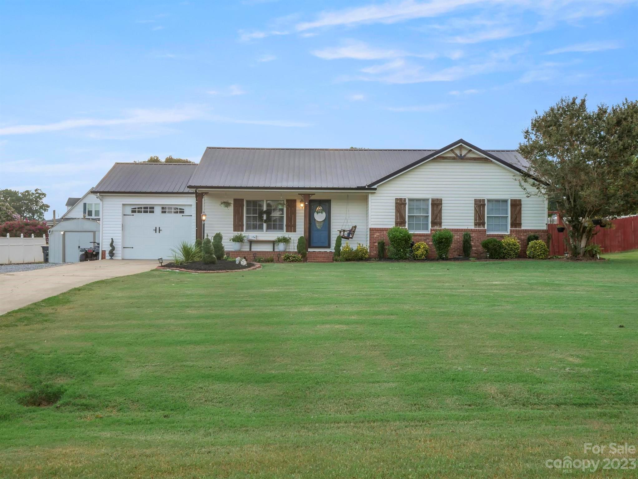 111 Jt Drive Property Photo 2