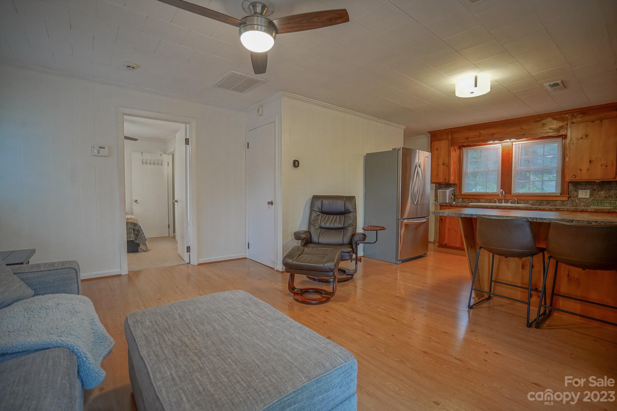 826 Berry Hill Drive Property Photo 14