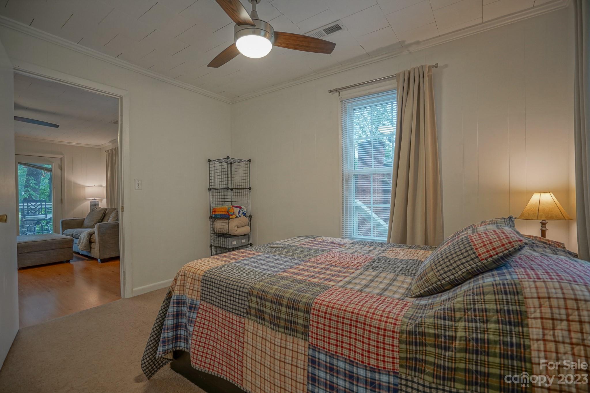 826 Berry Hill Drive Property Photo 15