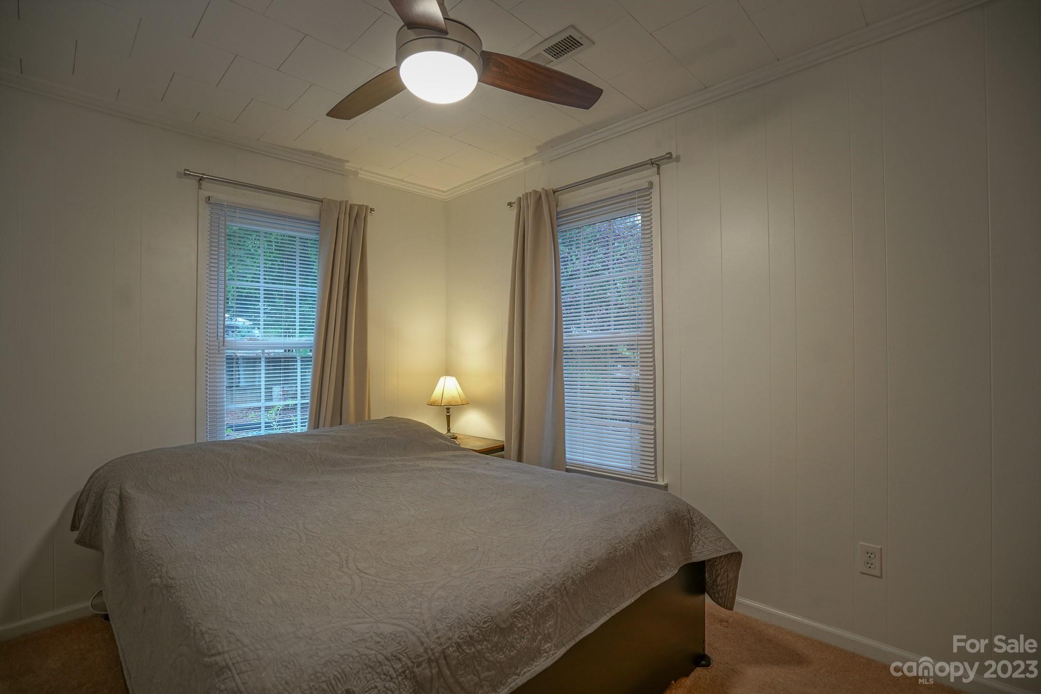 826 Berry Hill Drive Property Photo 20