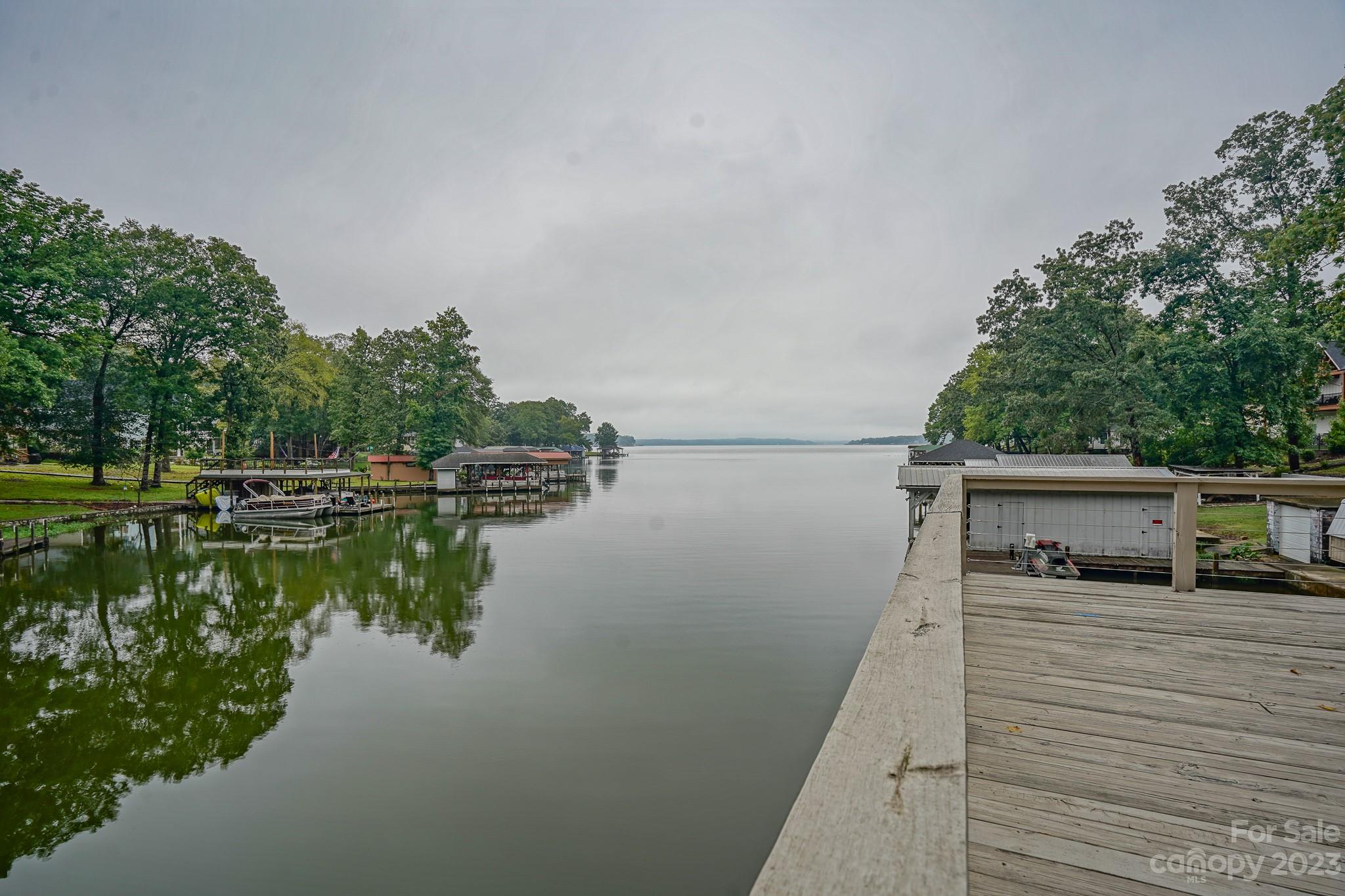 826 Berry Hill Drive Property Photo 38