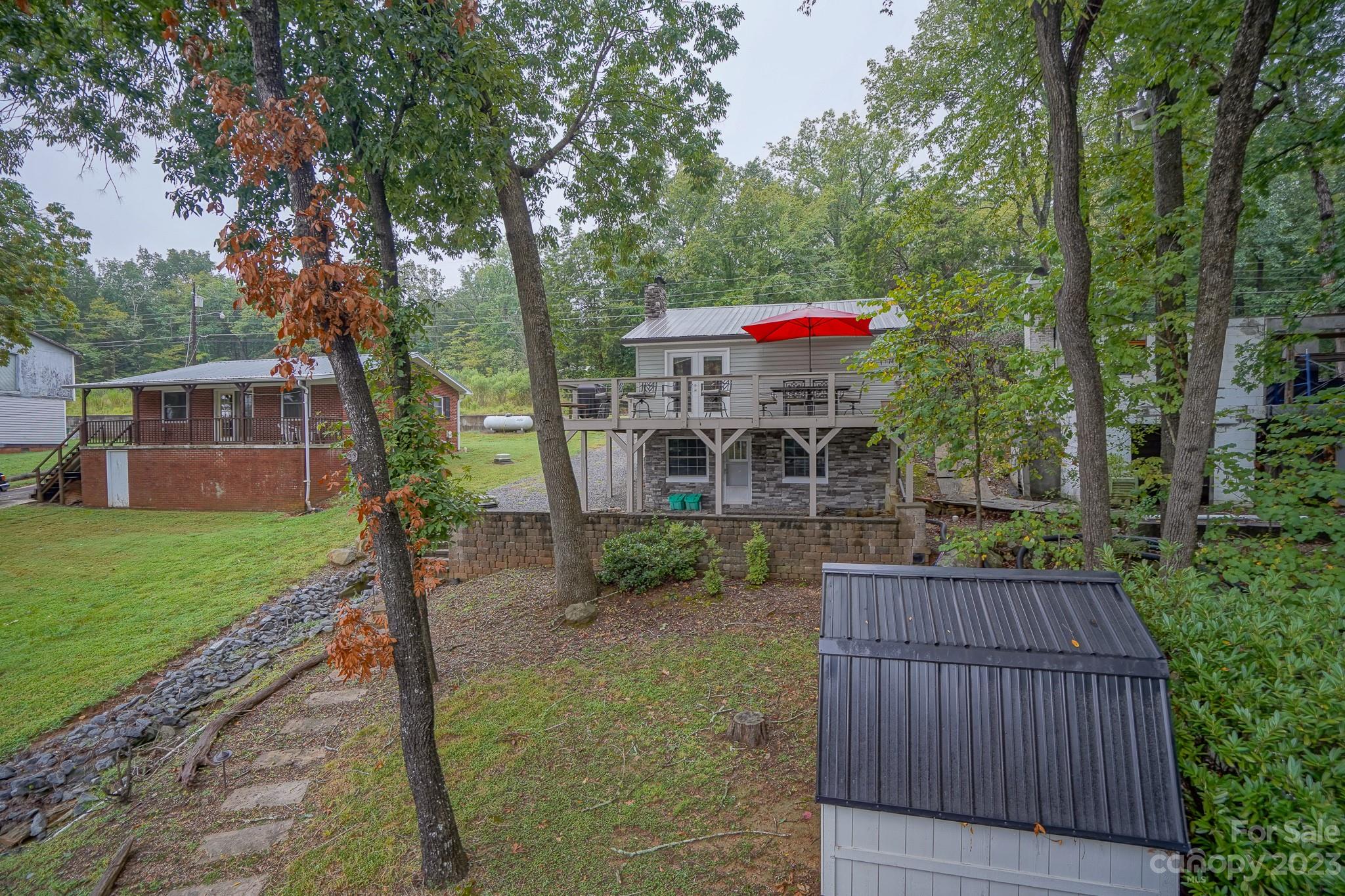 826 Berry Hill Drive Property Photo 44