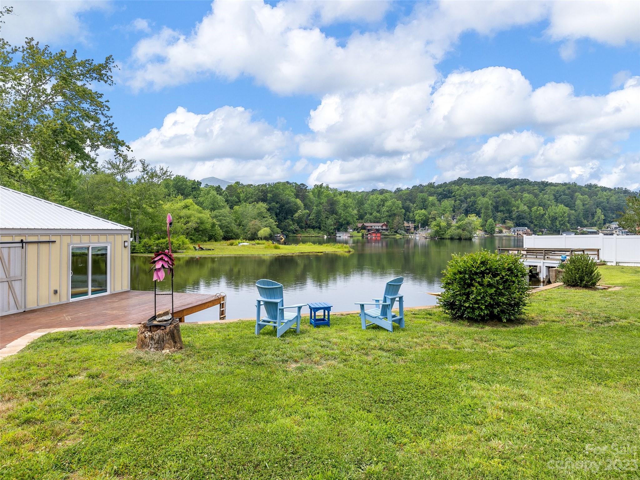 1326 E Lakeshore Drive Property Photo 2
