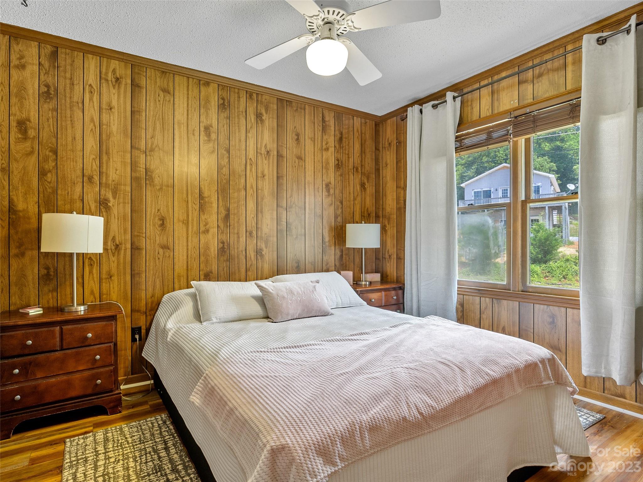 1326 E Lakeshore Drive Property Photo 17