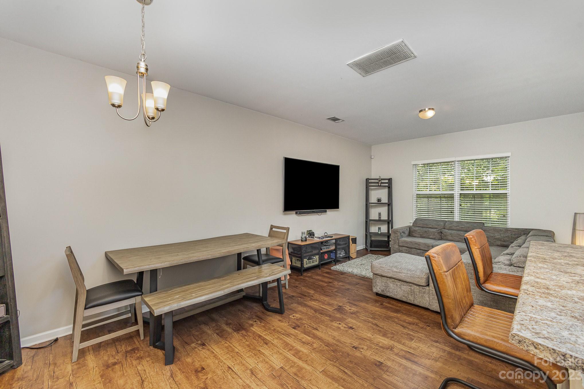9060 Bradstreet Commons Way Property Photo 7