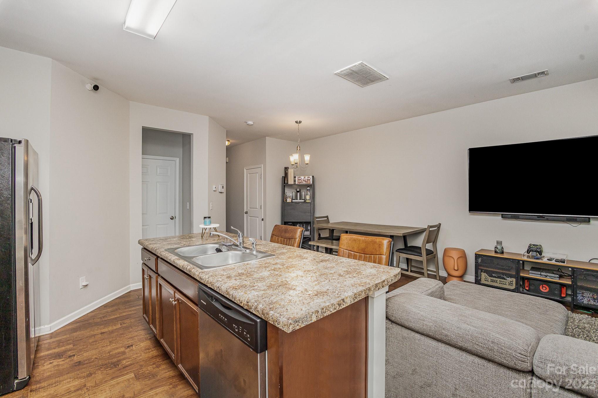 9060 Bradstreet Commons Way Property Photo 18