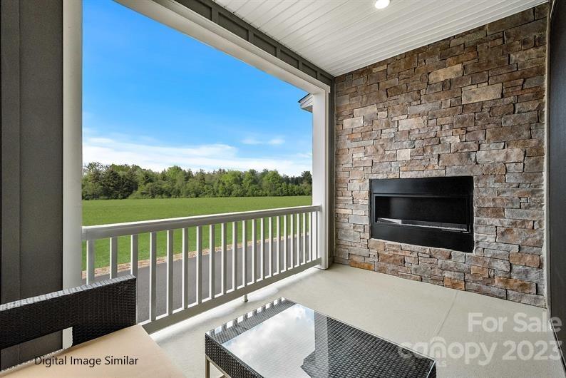 126 August Lane Property Photo 4