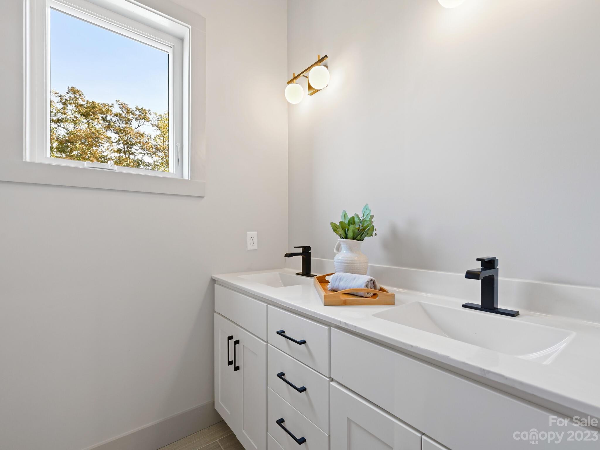 214 Torch Light Way Property Photo 34